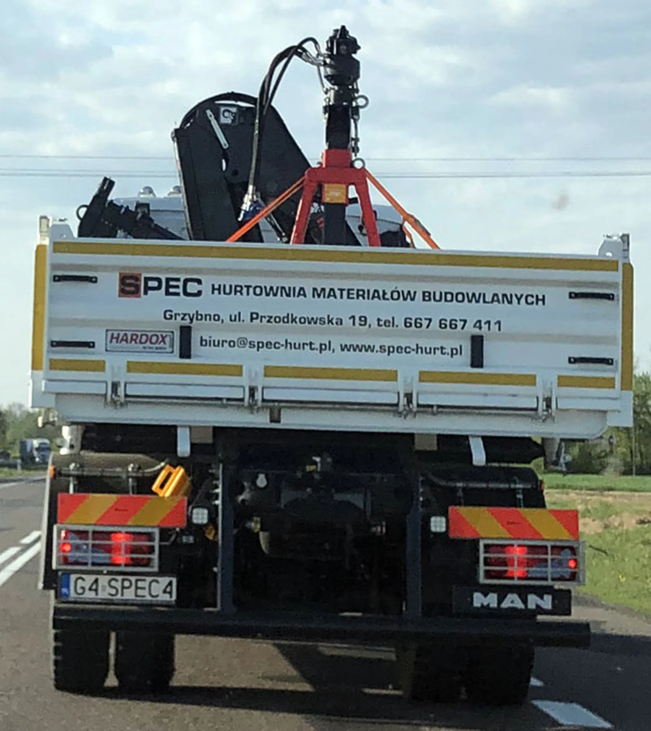 Fajny numer, blacha G4 SPEC4