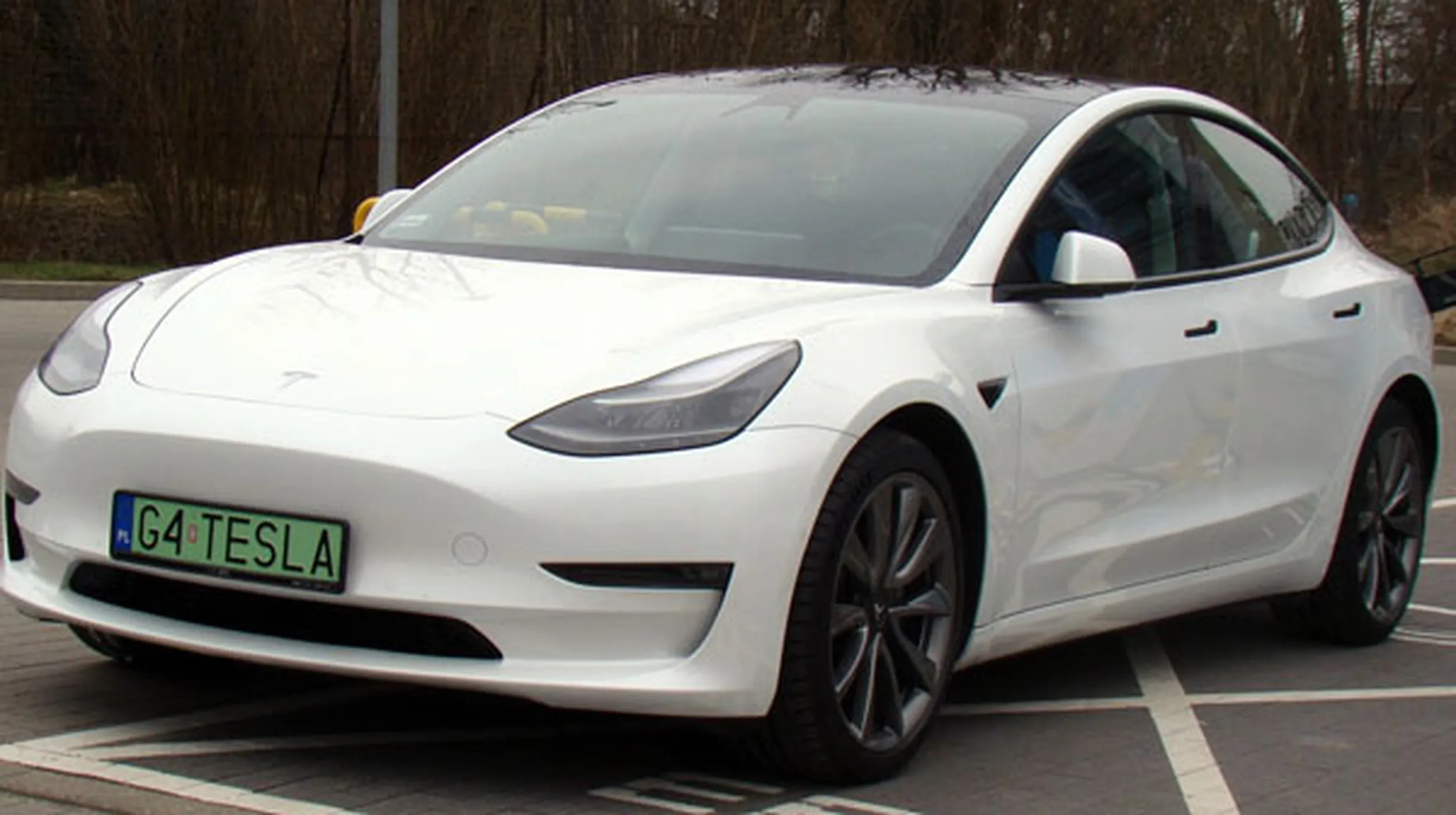 Fajny numer, blacha G4 TESLA