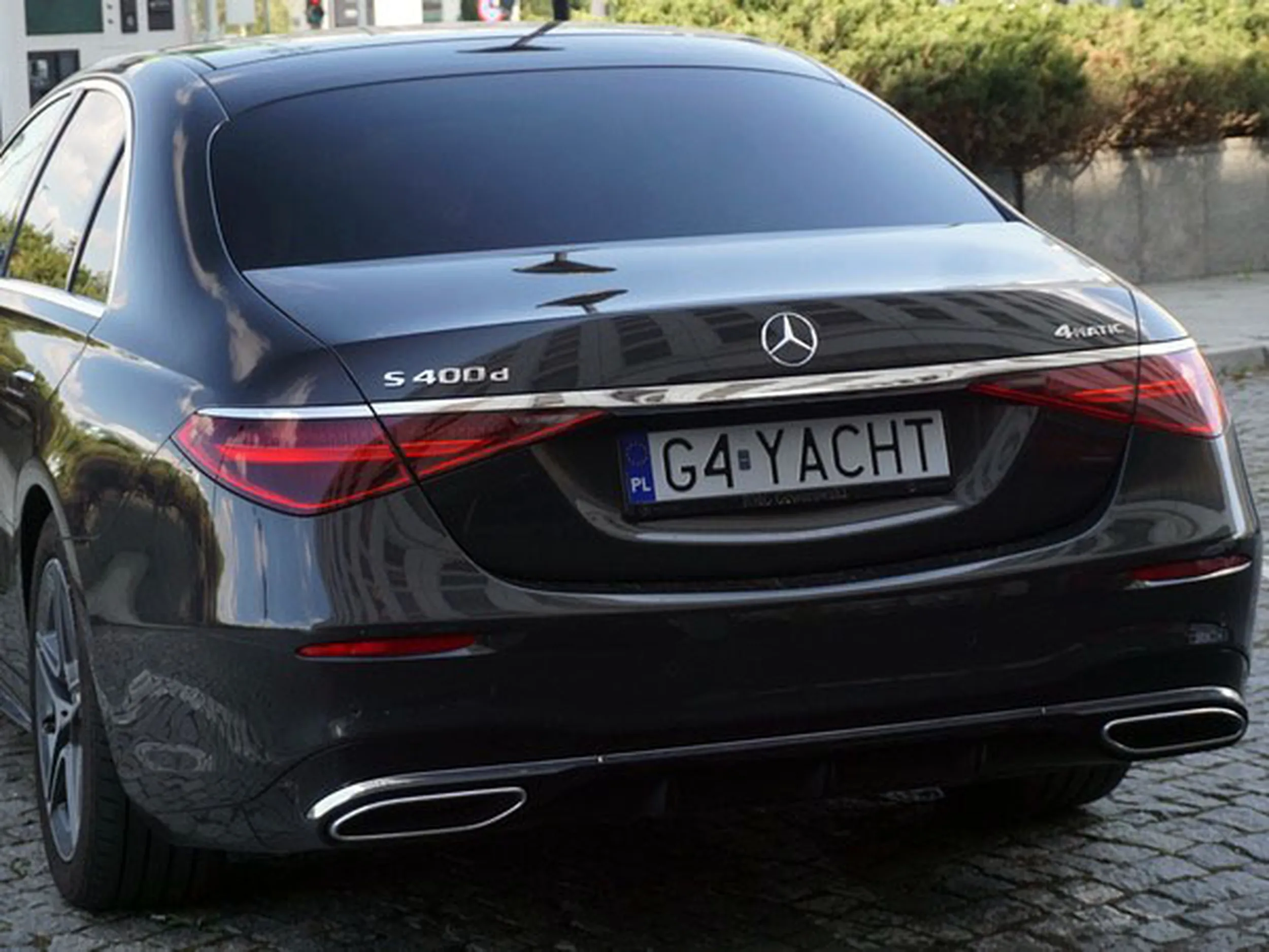 Fajny numer, blacha G4 YACHT