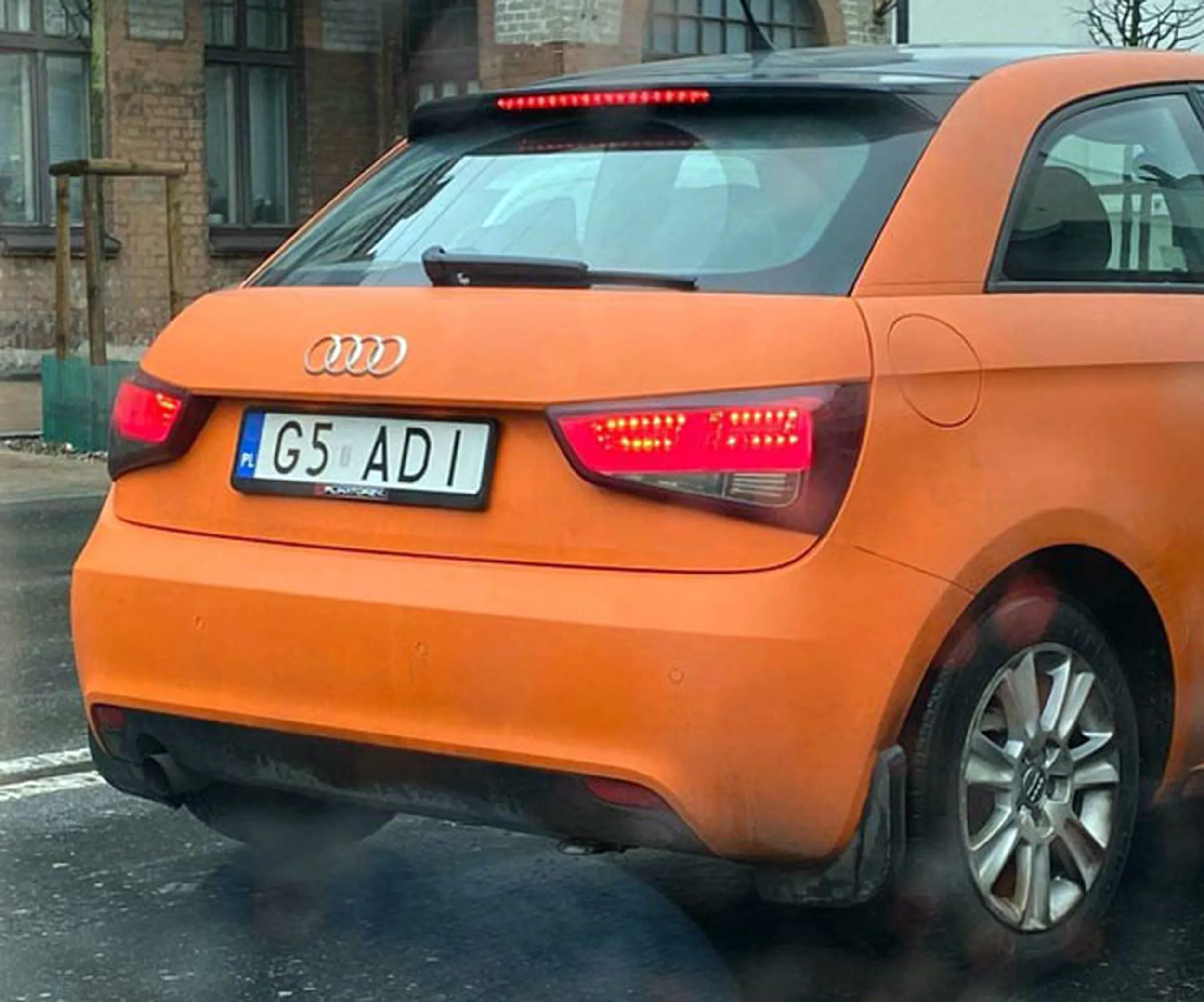 Fajny numer, blacha G5 ADI