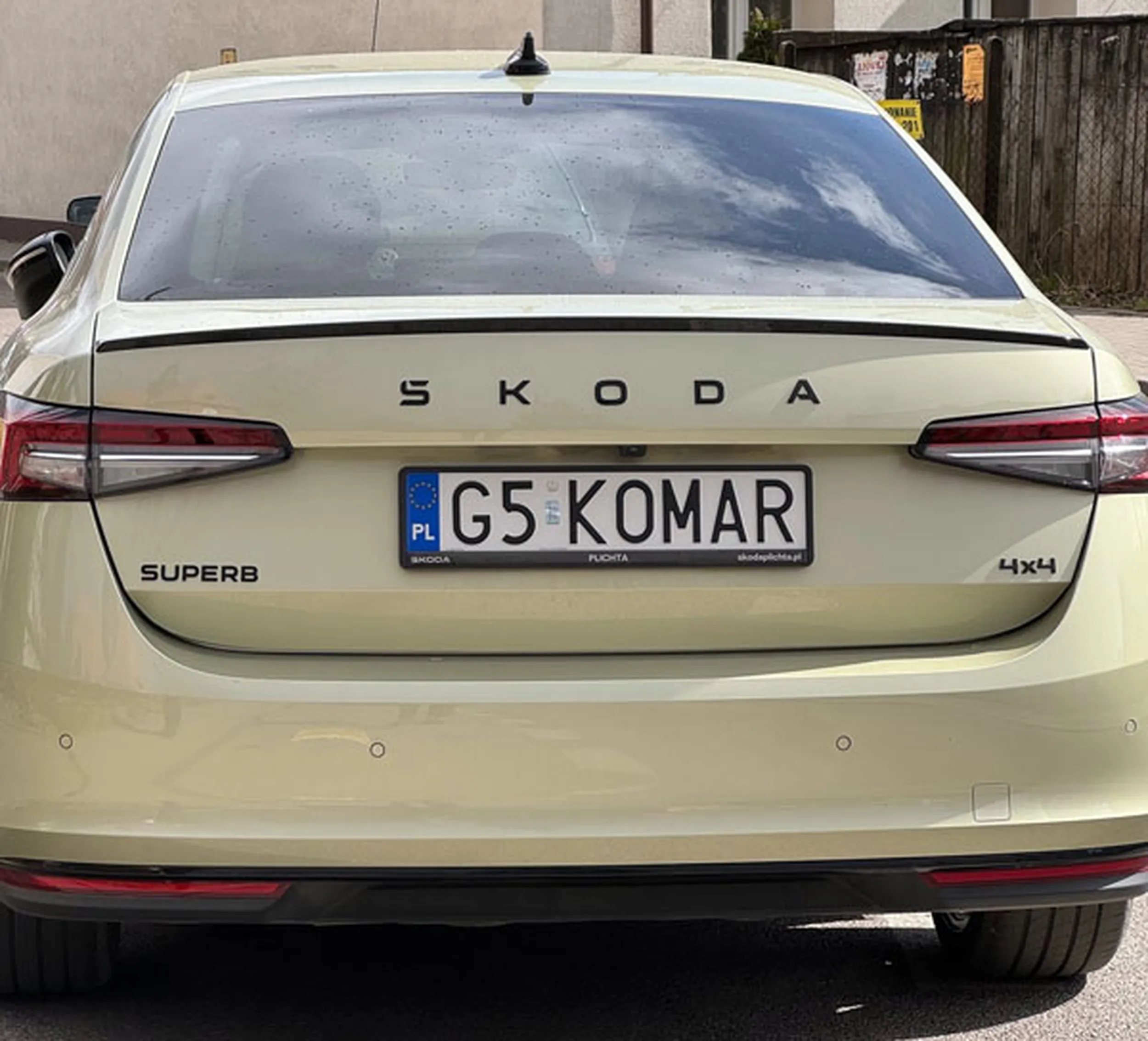 Fajny numer, blacha G5 KOMAR