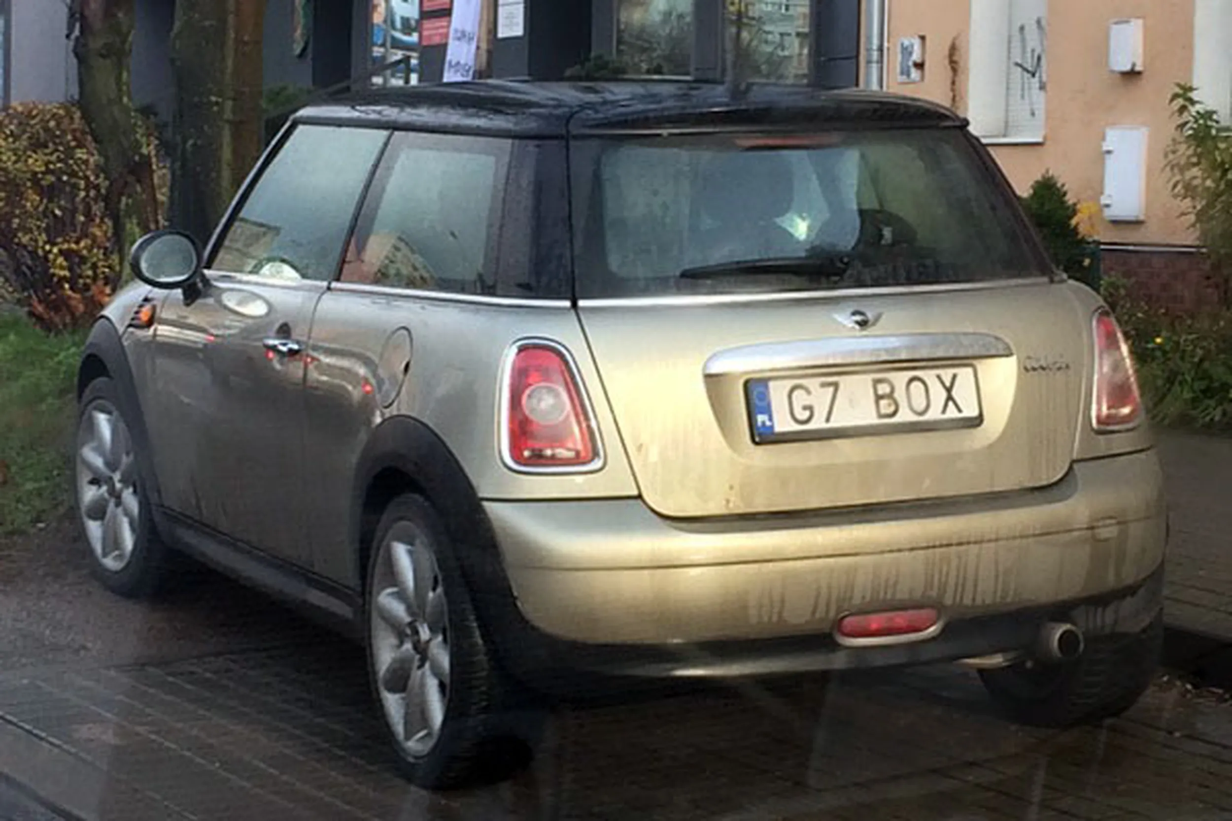 Fajny numer, blacha G7 BOX