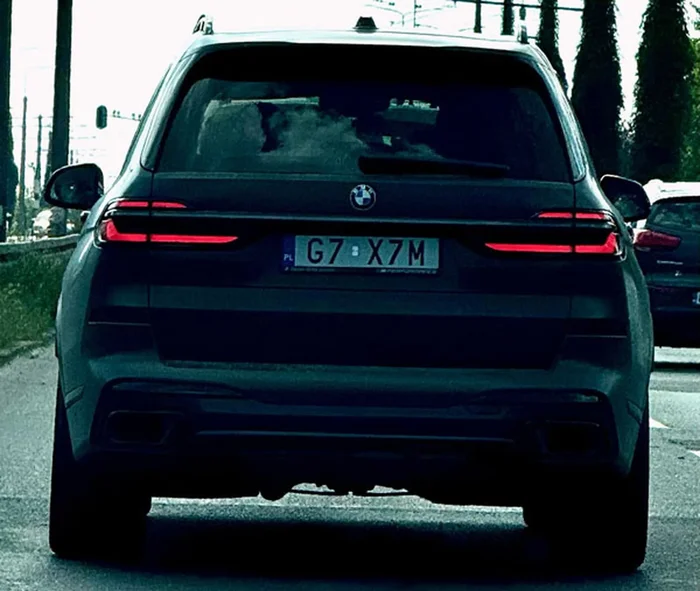 Fajny numer, blacha G7 X7M