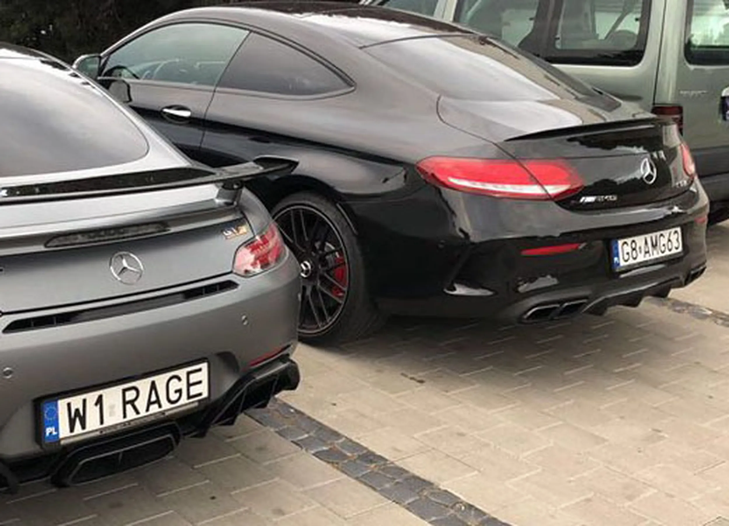 Fajny numer, blacha G8 AMG63