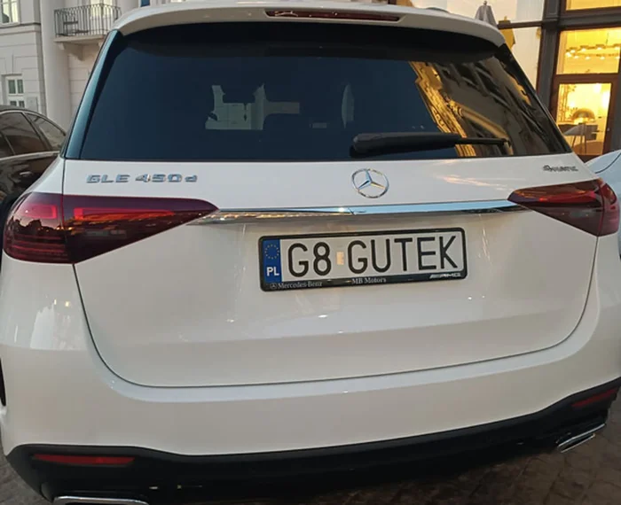 Fajny numer, blacha G8 GUTEK