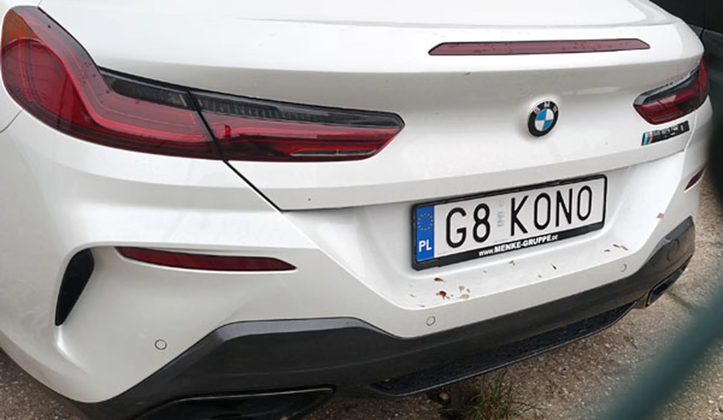 Fajny numer, blacha G8 KONO