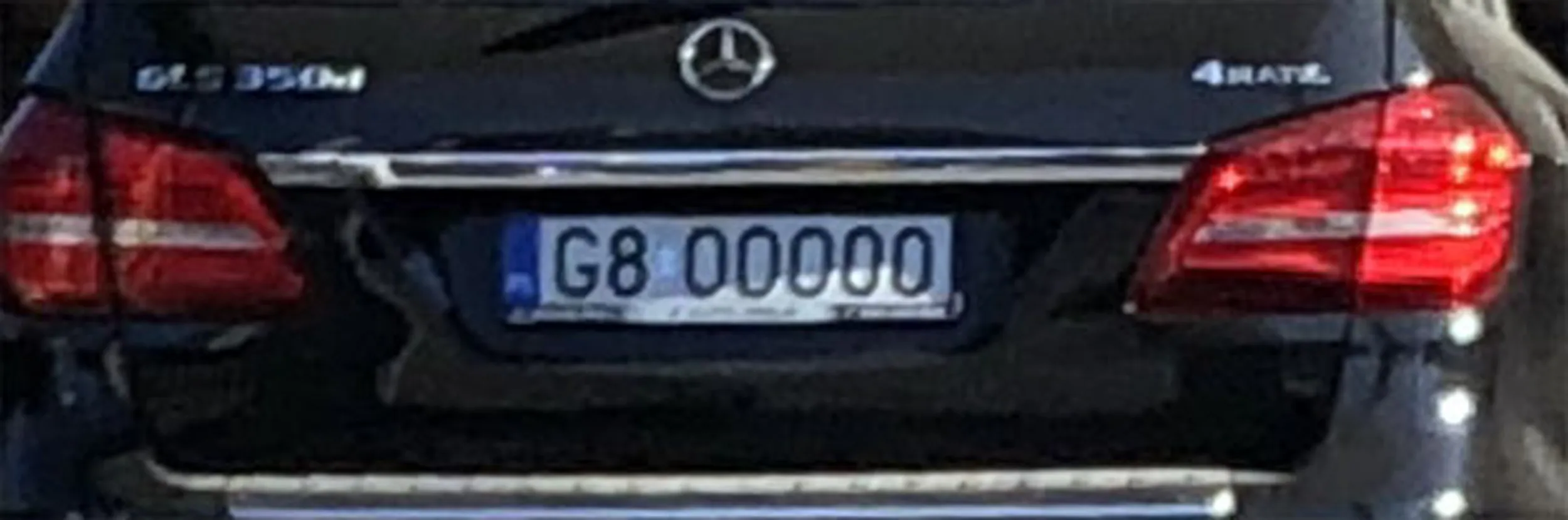 Fajny numer, blacha G8 OOO00