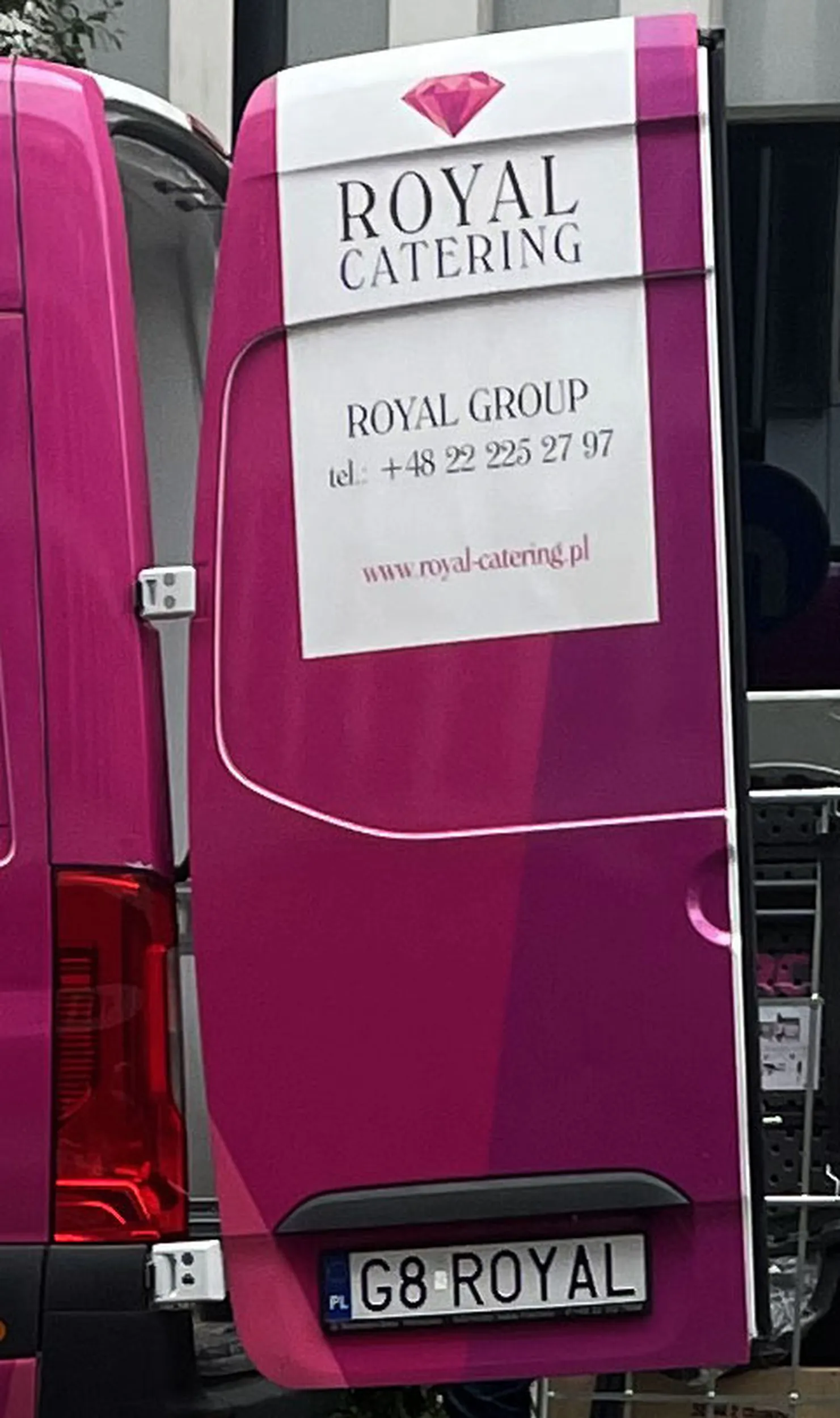 Fajny numer, blacha G8 ROYAL