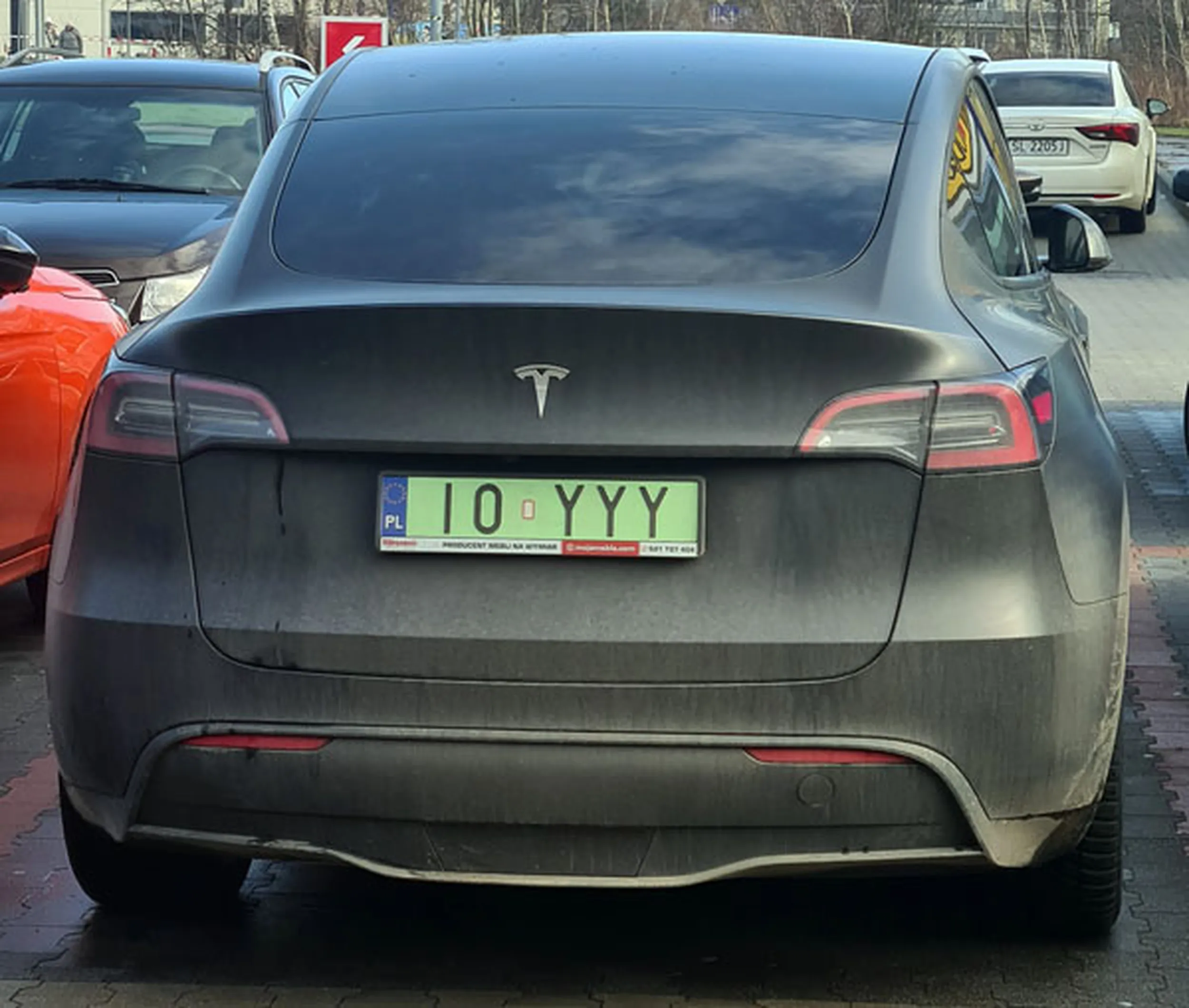 Fajny numer, blacha I0 YYY