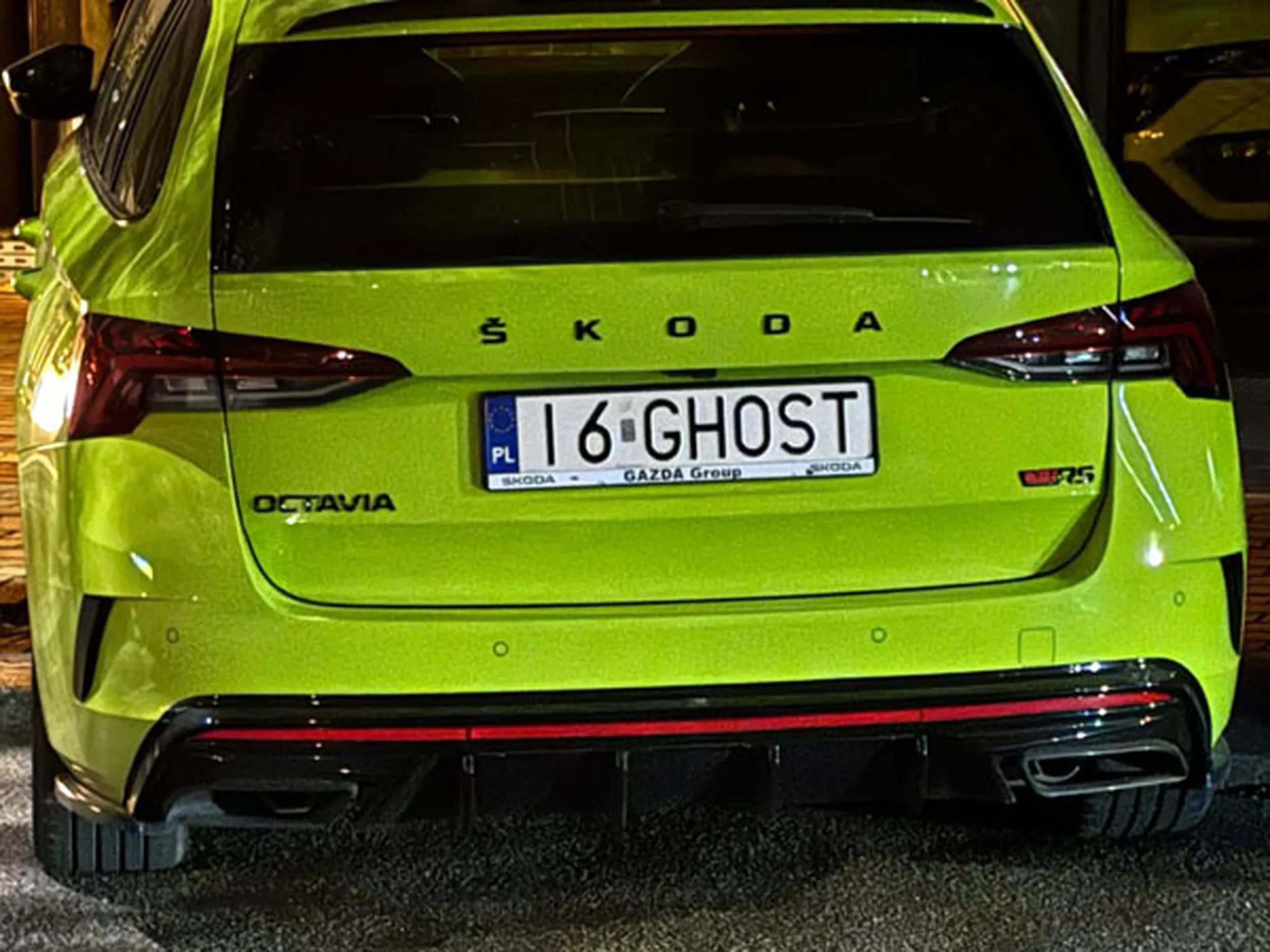 Fajny numer, blacha I6 GHOST