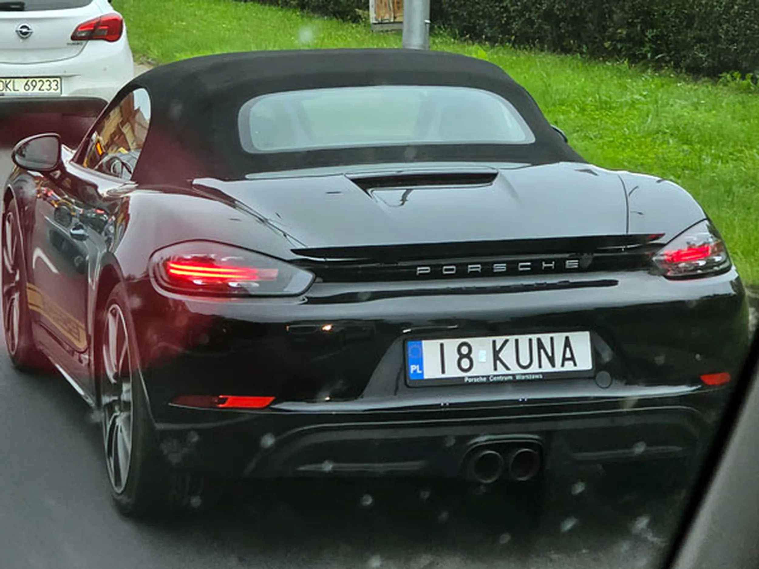 Fajny numer, blacha I8 KUNA