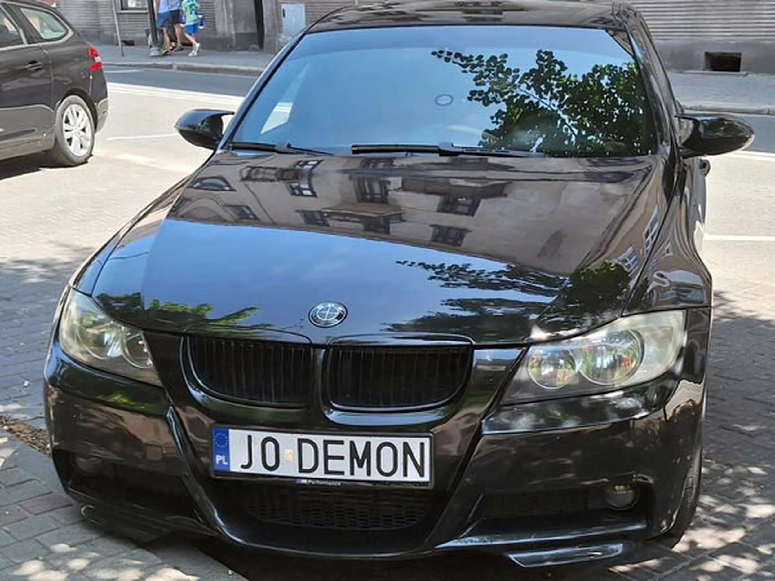 Fajny numer, blacha J0 DEMON