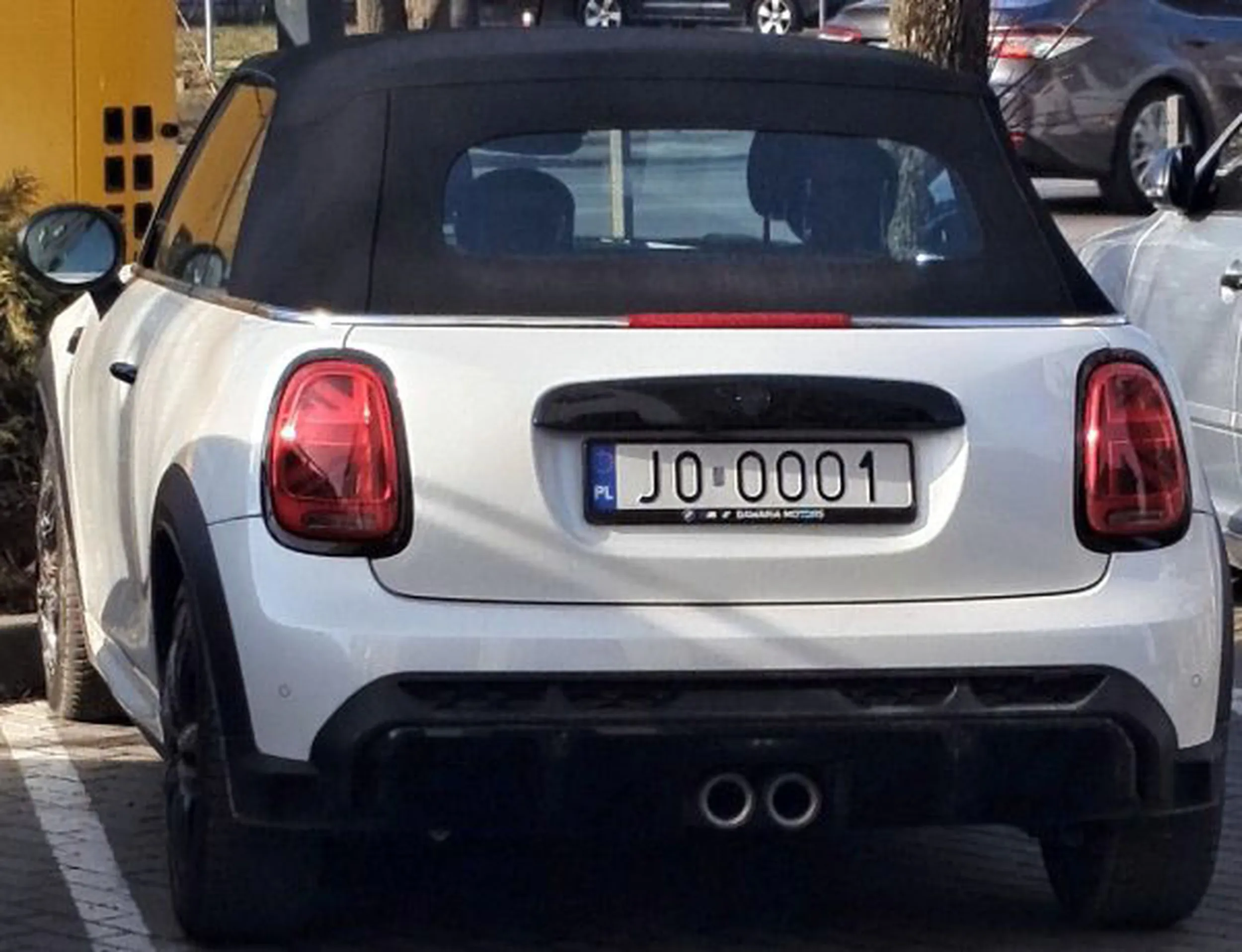 Fajny numer, blacha J0 OOO1