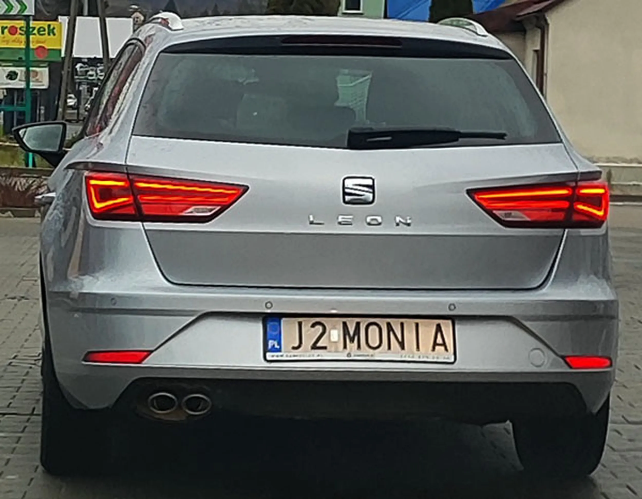 Fajny numer, blacha J2 MONIA