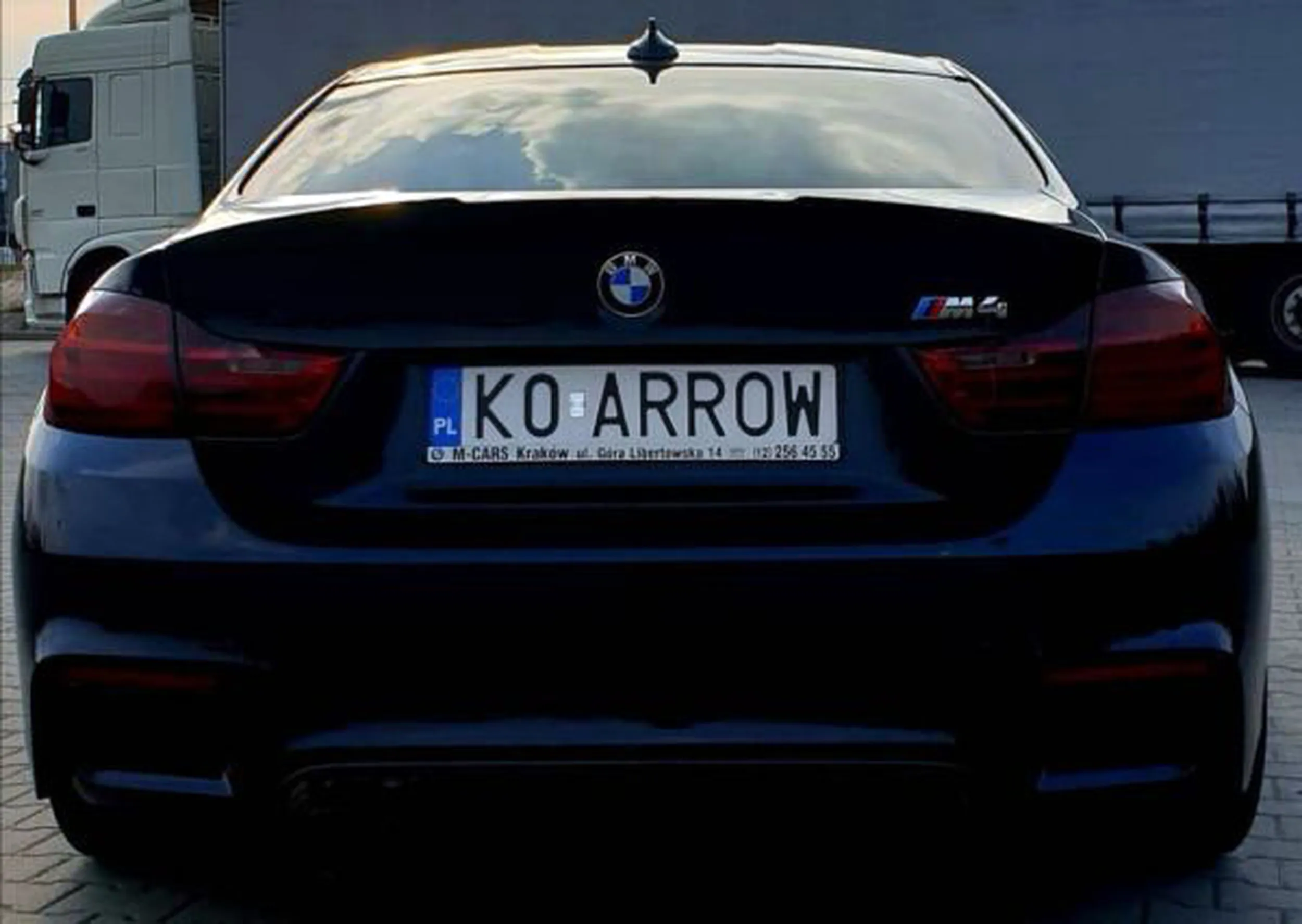 Fajny numer, blacha K0 ARROW