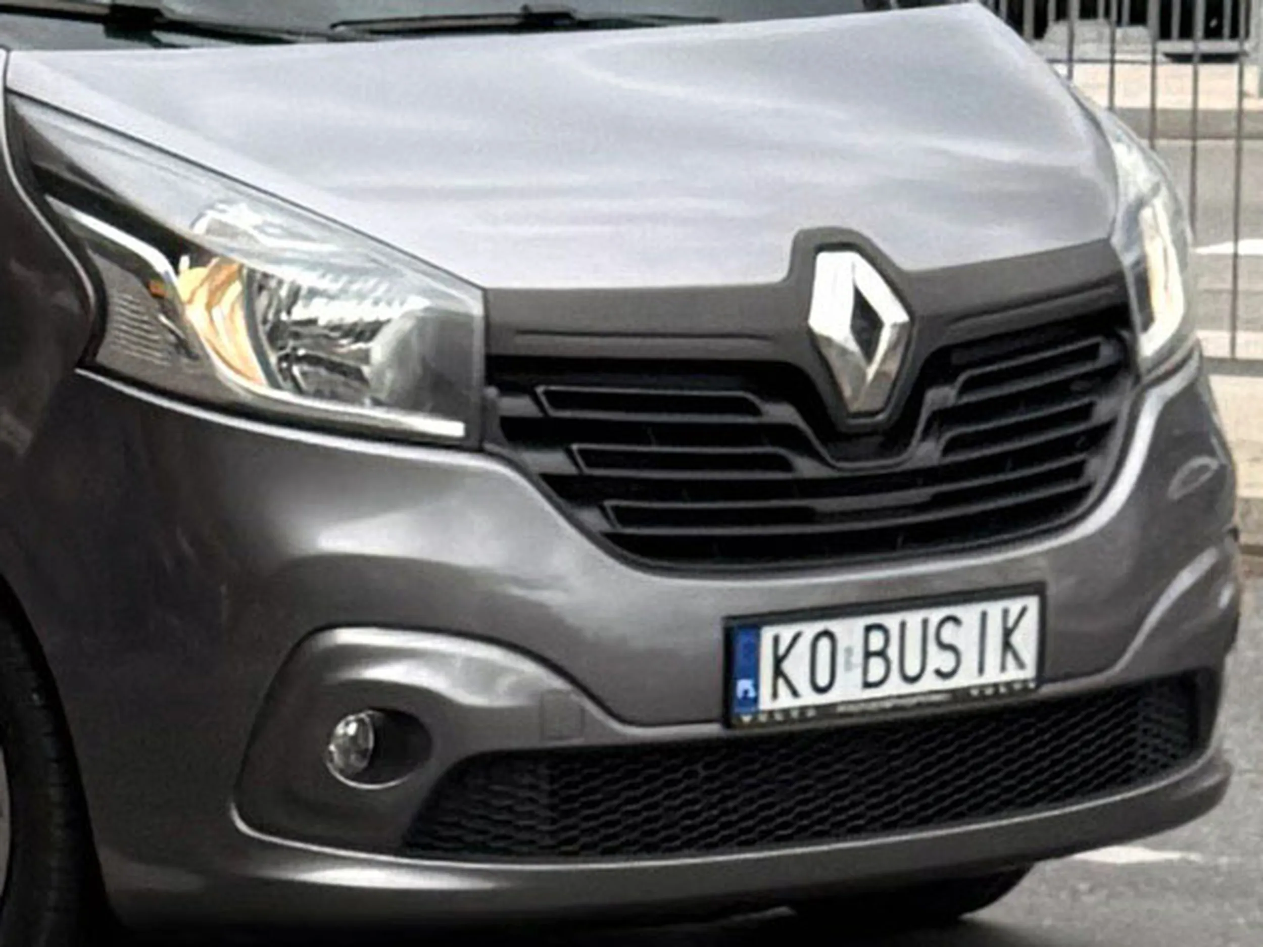 Fajny numer, blacha K0 BUSIK