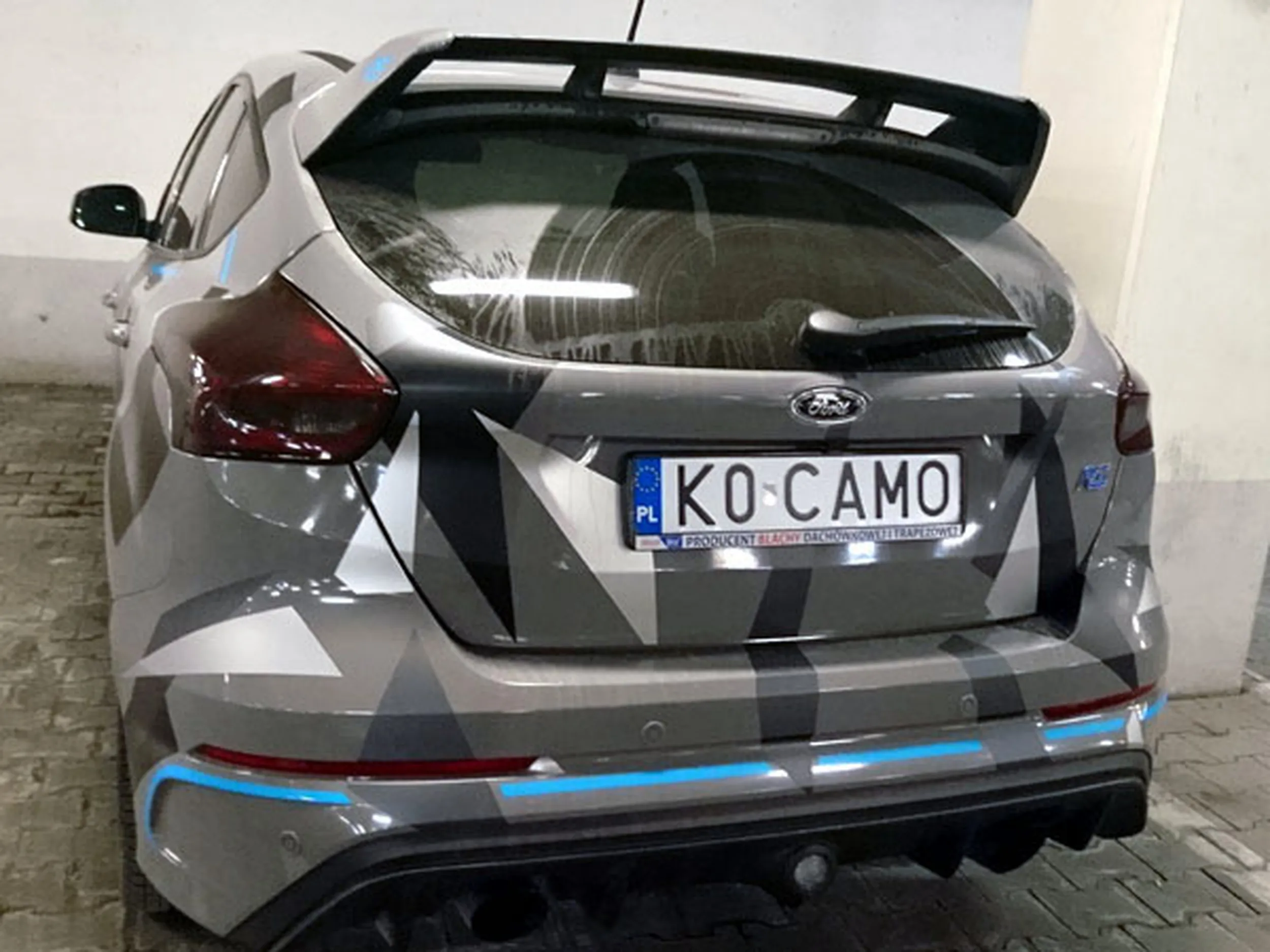 Fajny numer, blacha K0 CAMO