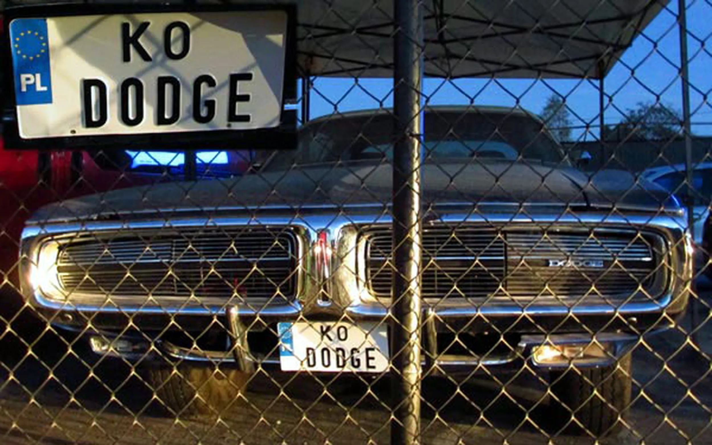 Fajny numer, blacha K0 DODGE