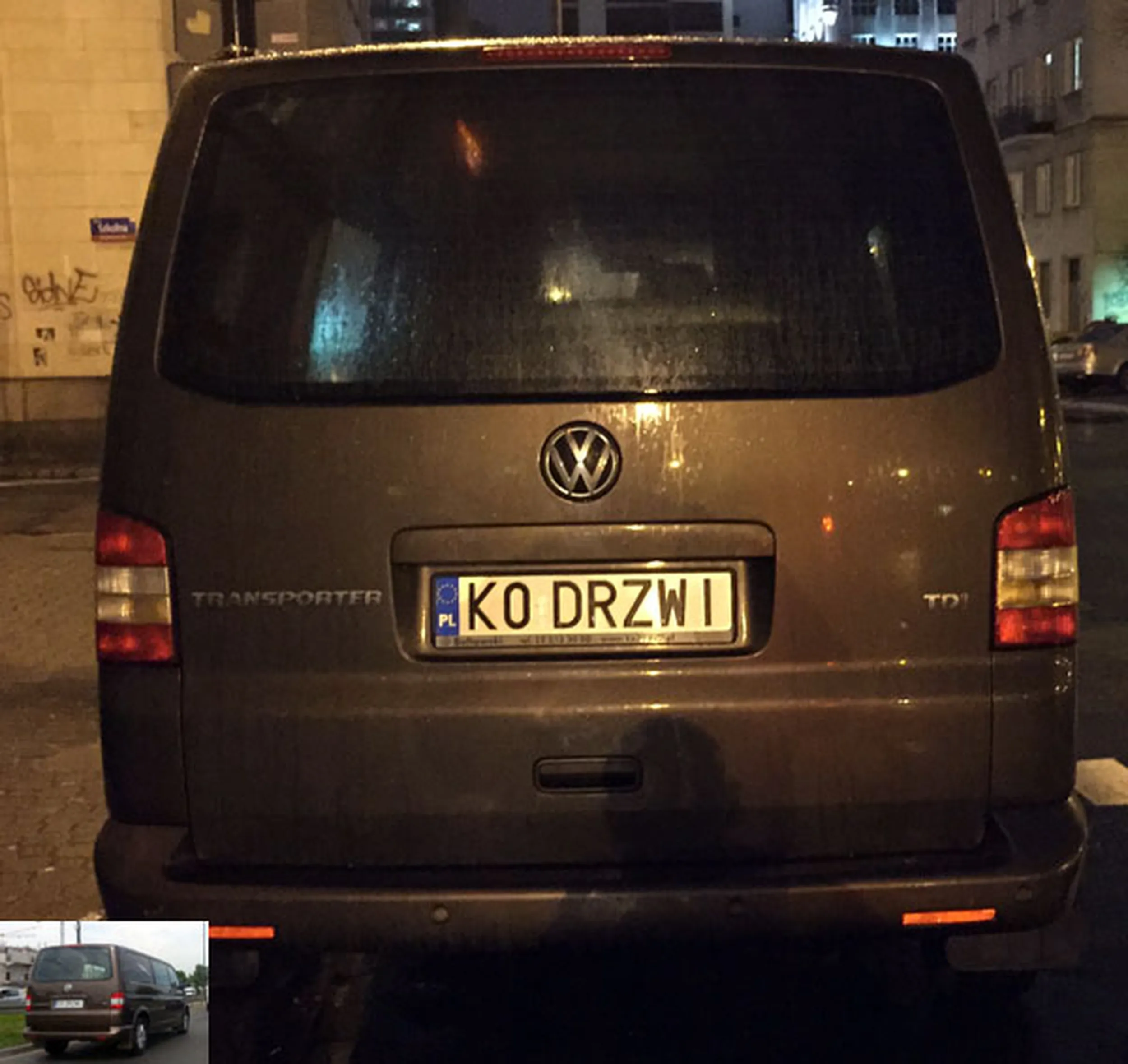 Fajny numer, blacha K0 DRZWI