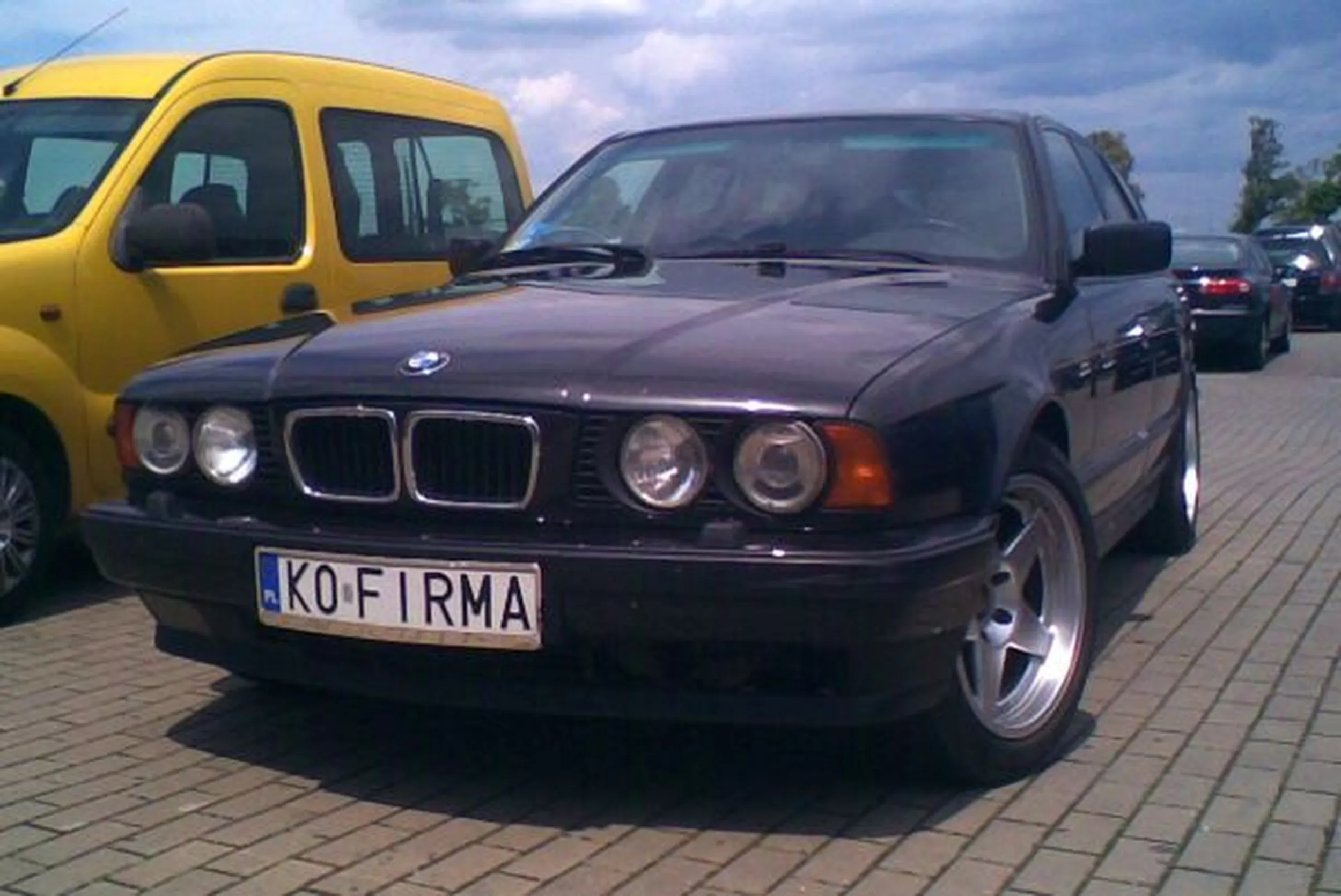 Fajny numer, blacha K0 FIRMA