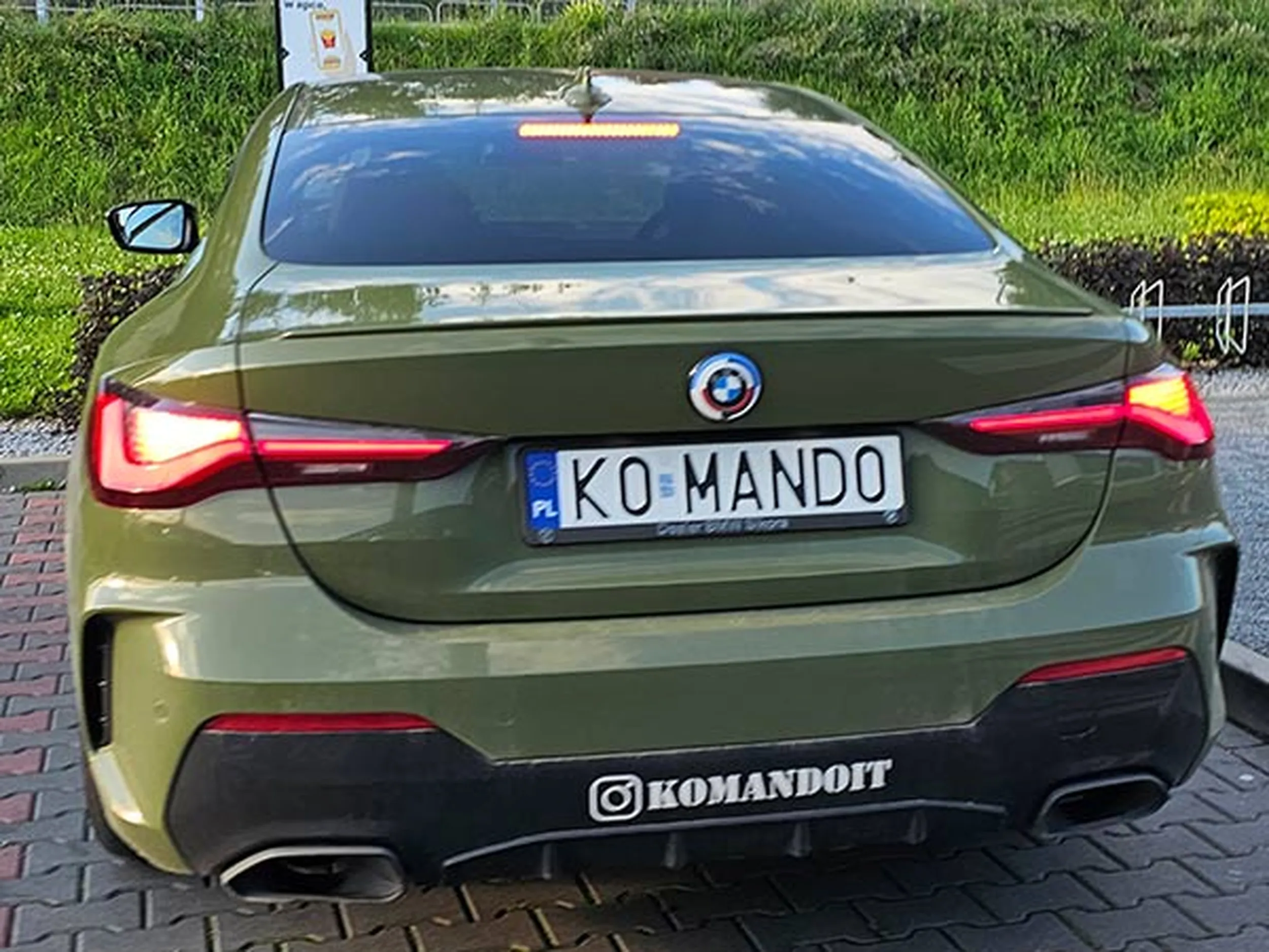 Fajny numer, blacha K0 MAND0