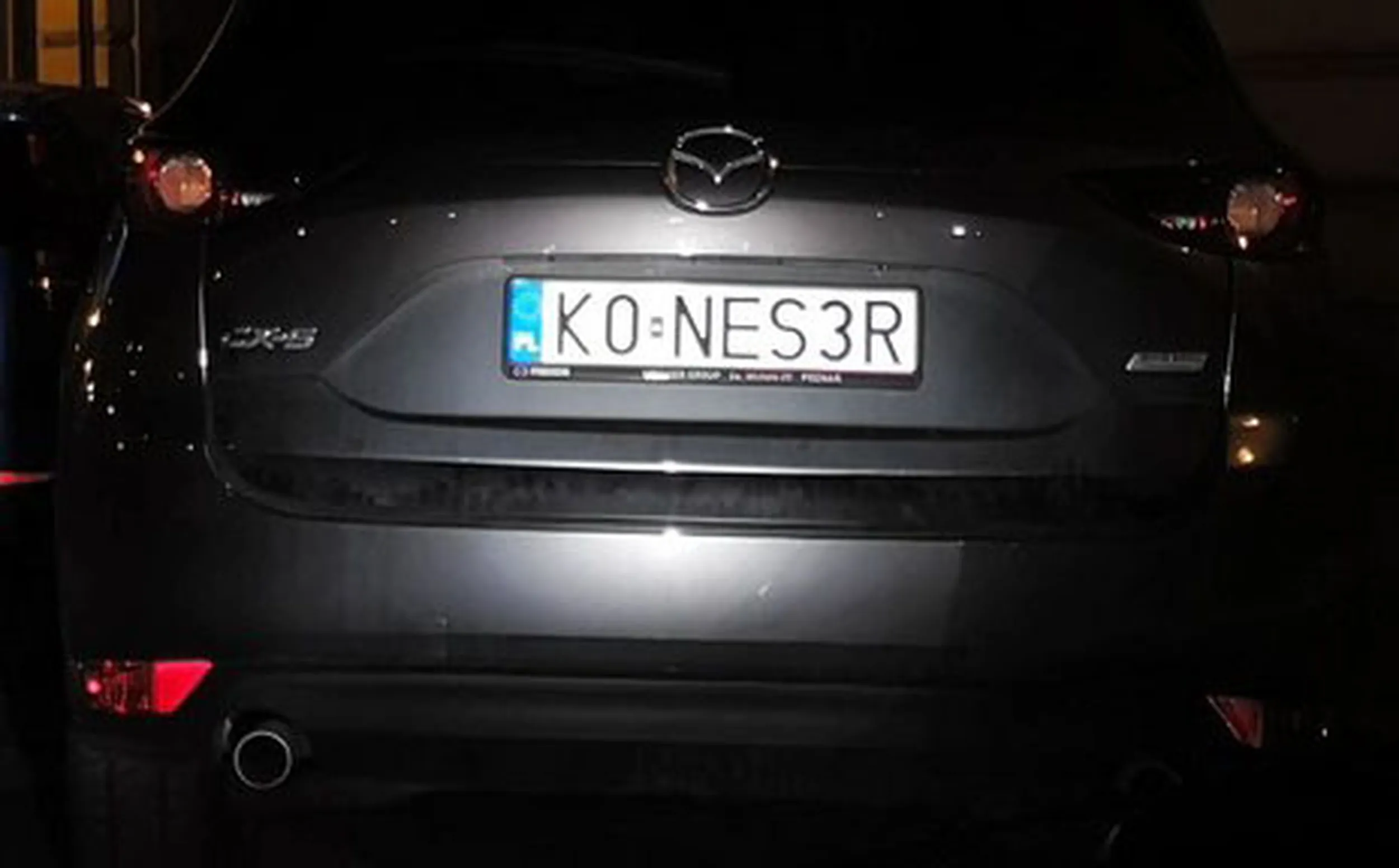 Fajny numer, blacha K0 NES3R