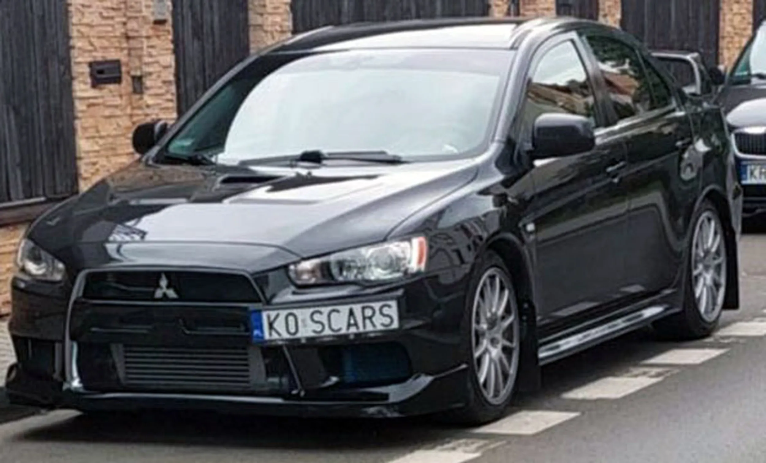 Fajny numer, blacha K0 SCARS