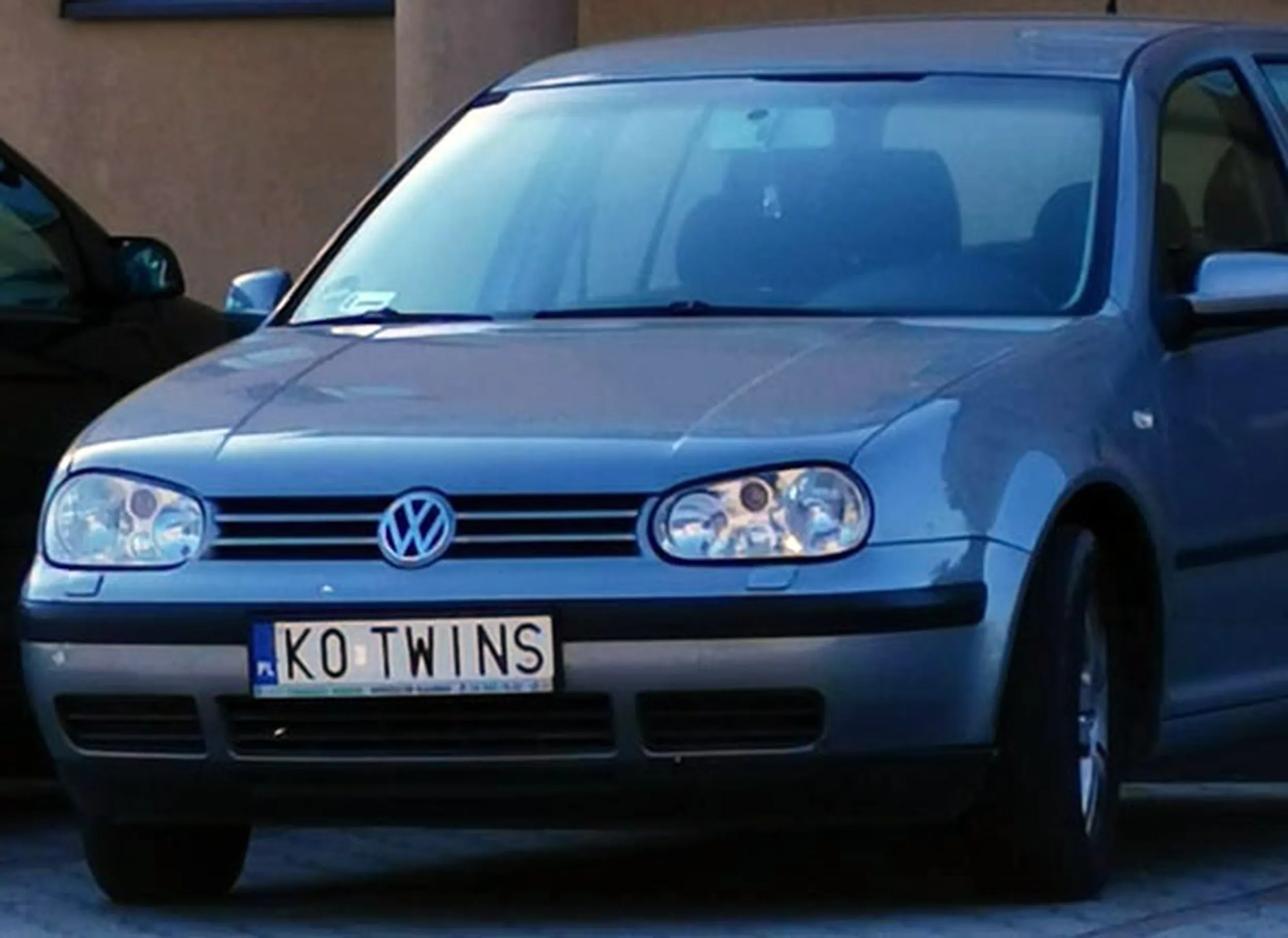 Fajny numer, blacha K0 TWINS