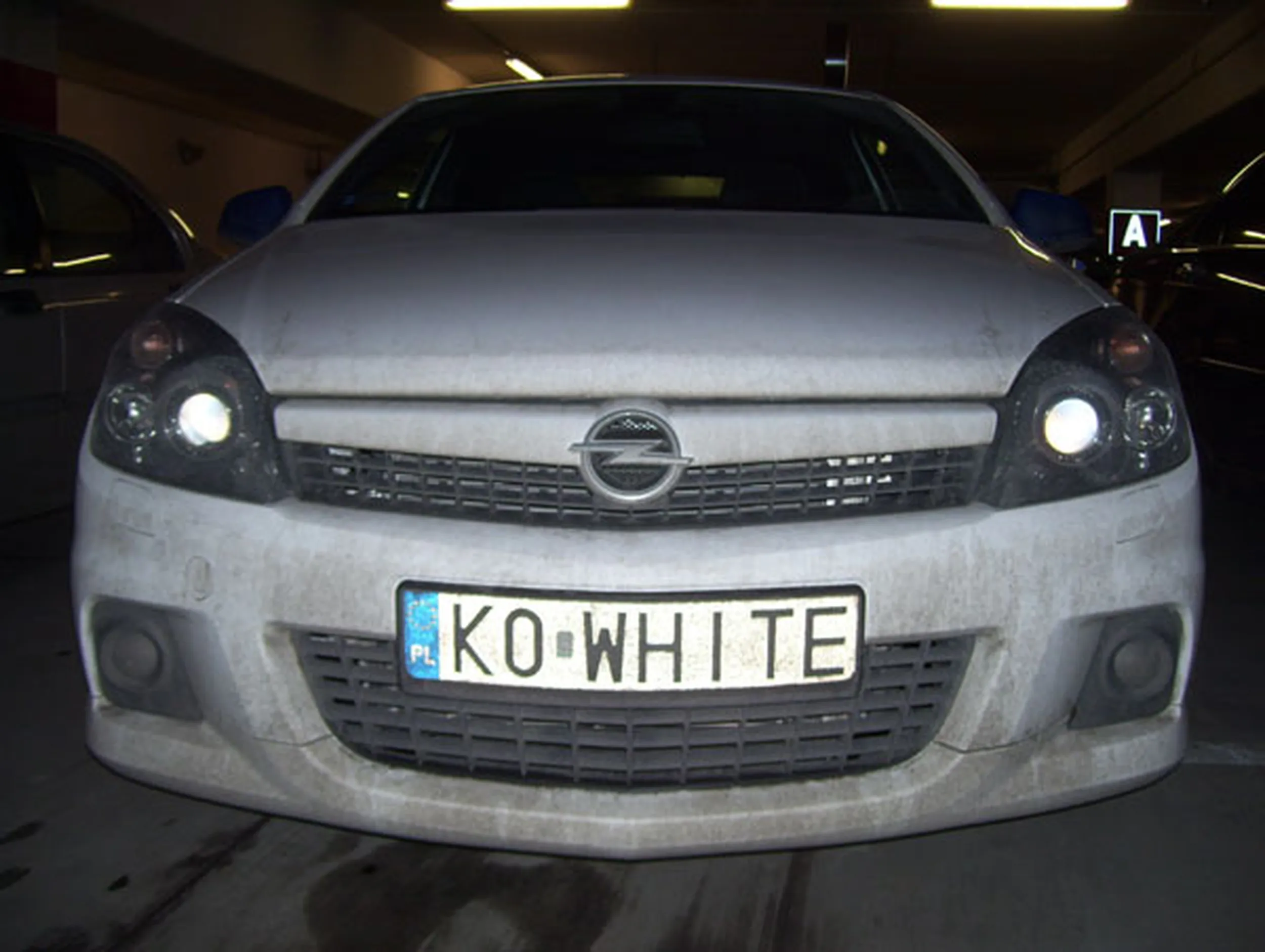 Fajny numer, blacha K0 WHITE