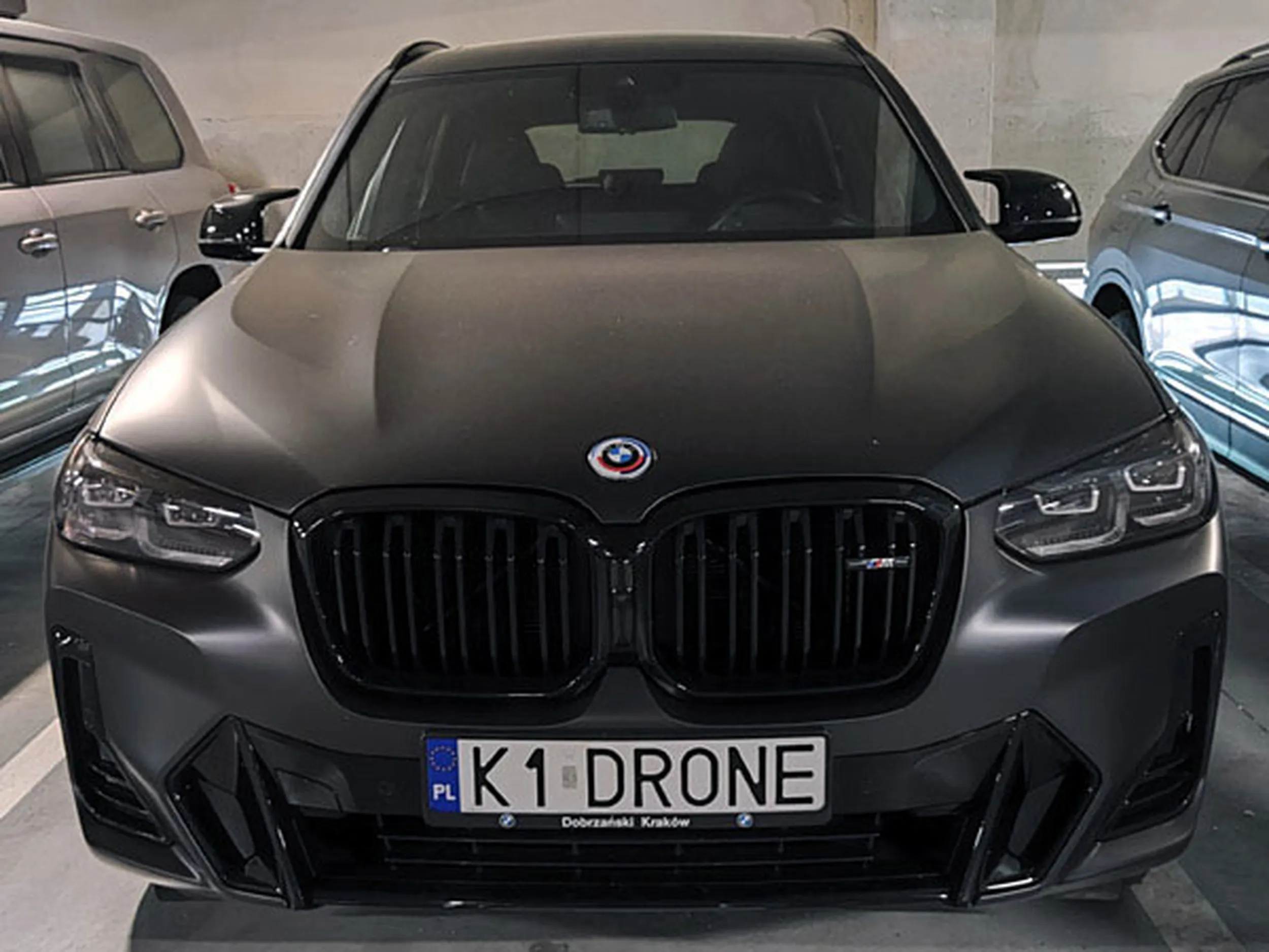 Fajny numer, blacha K1 DRONE