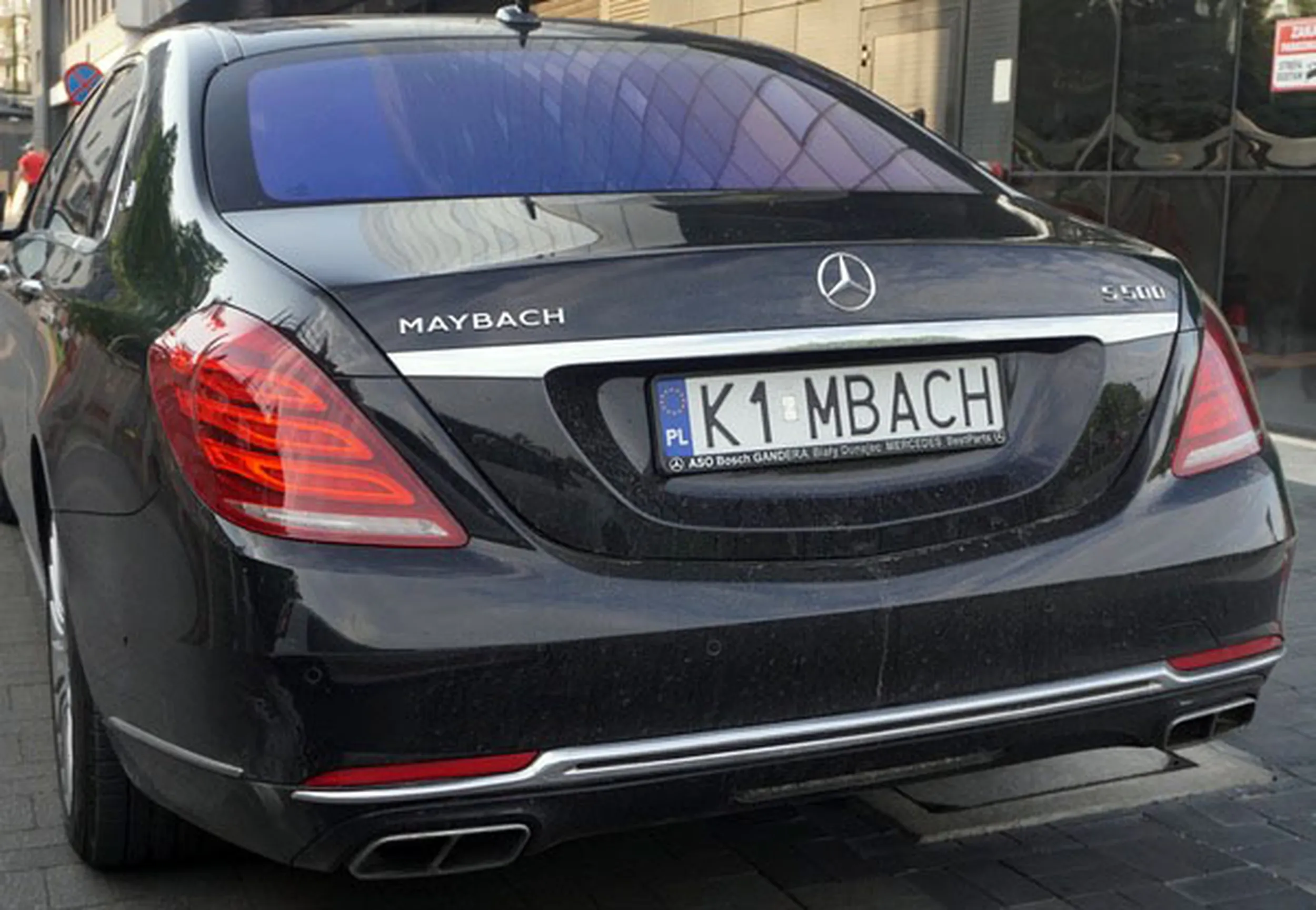 Fajny numer, blacha K1 MBACH