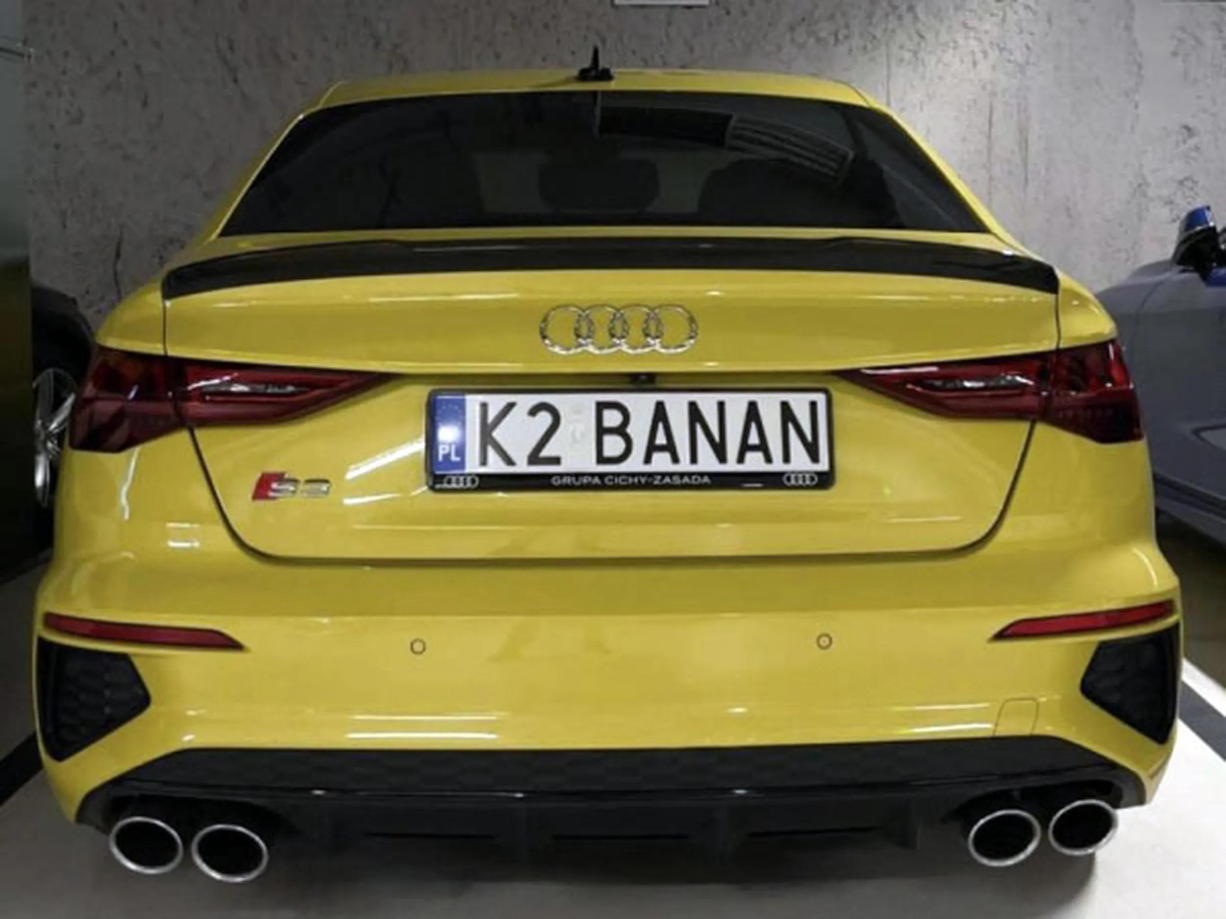 Fajny numer, blacha K2 BANAN