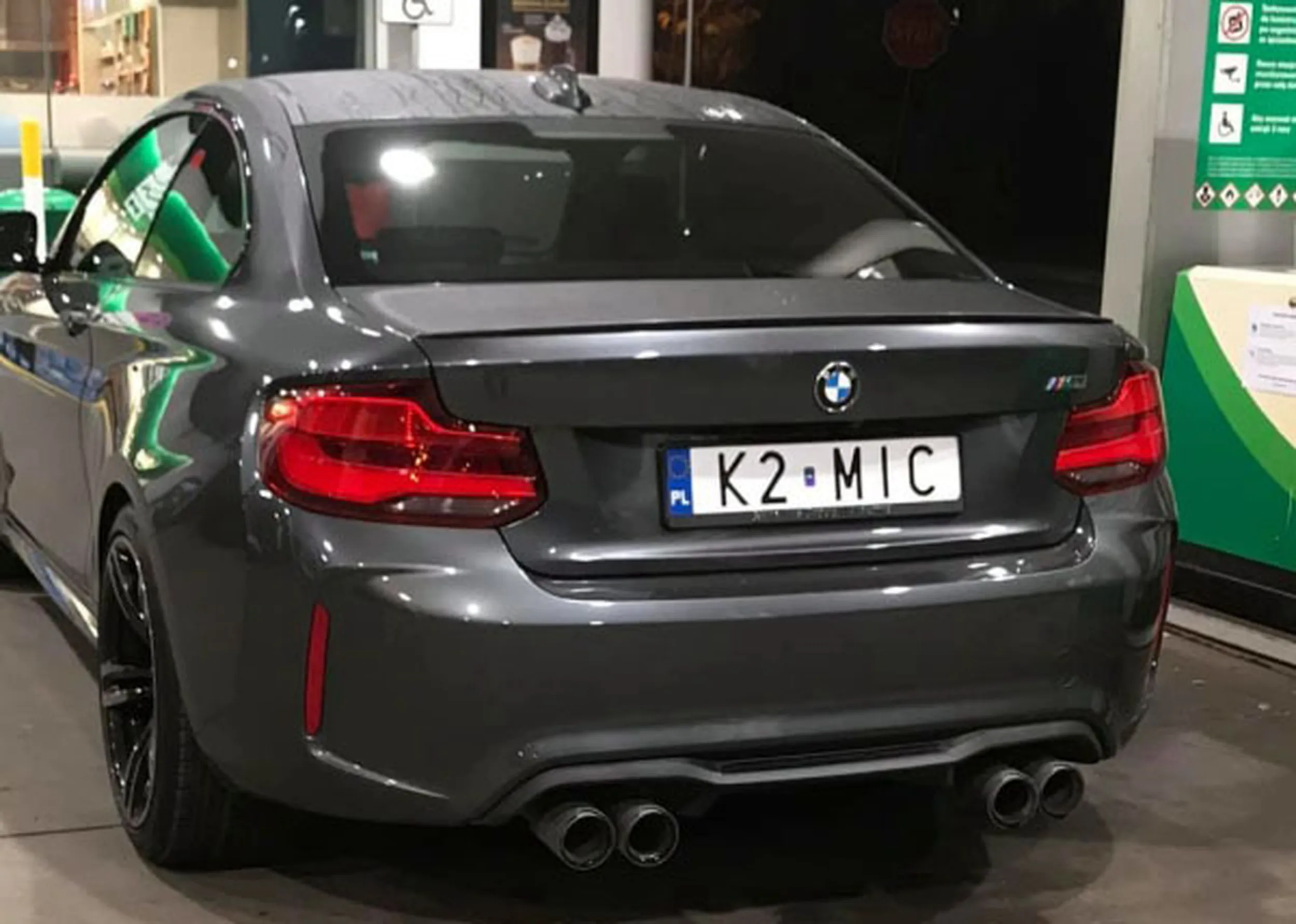 Fajny numer, blacha K2 MIC