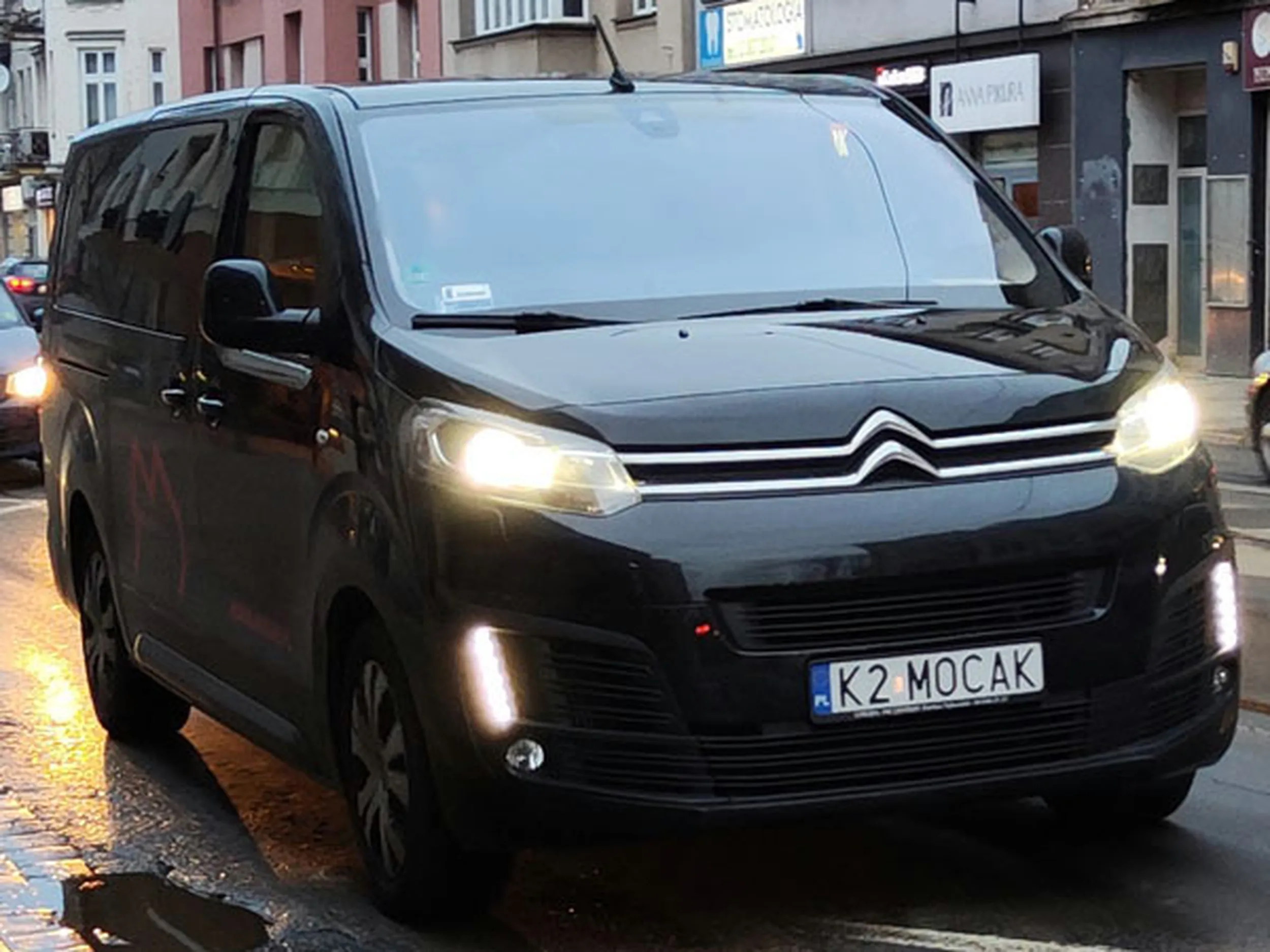 Fajny numer, blacha K2 MOCAK