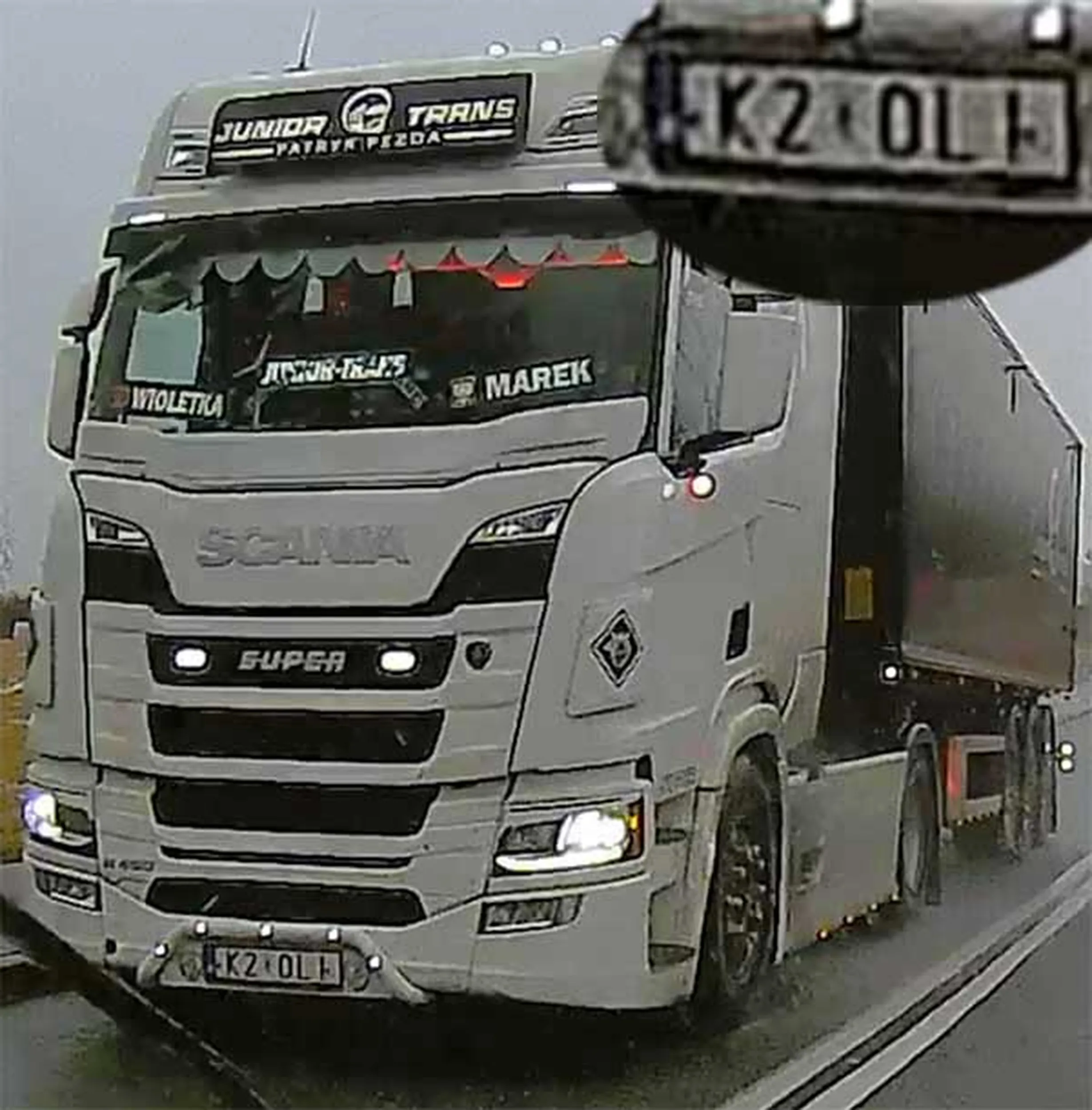 Fajny numer, blacha K2 OLI