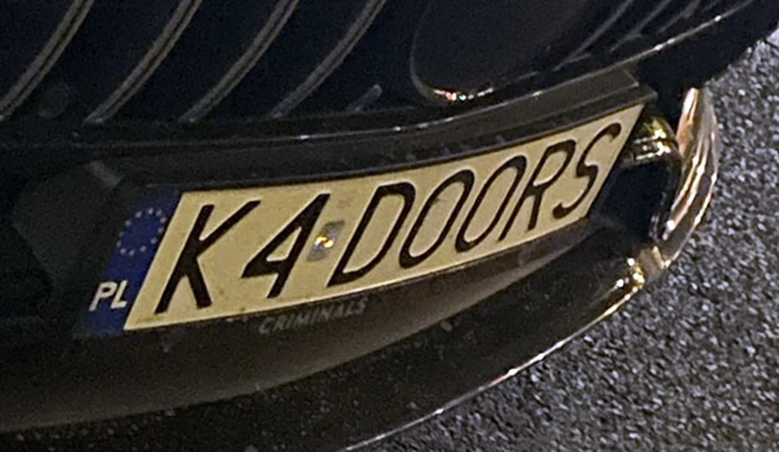 Fajny numer, blacha K4 DOORS