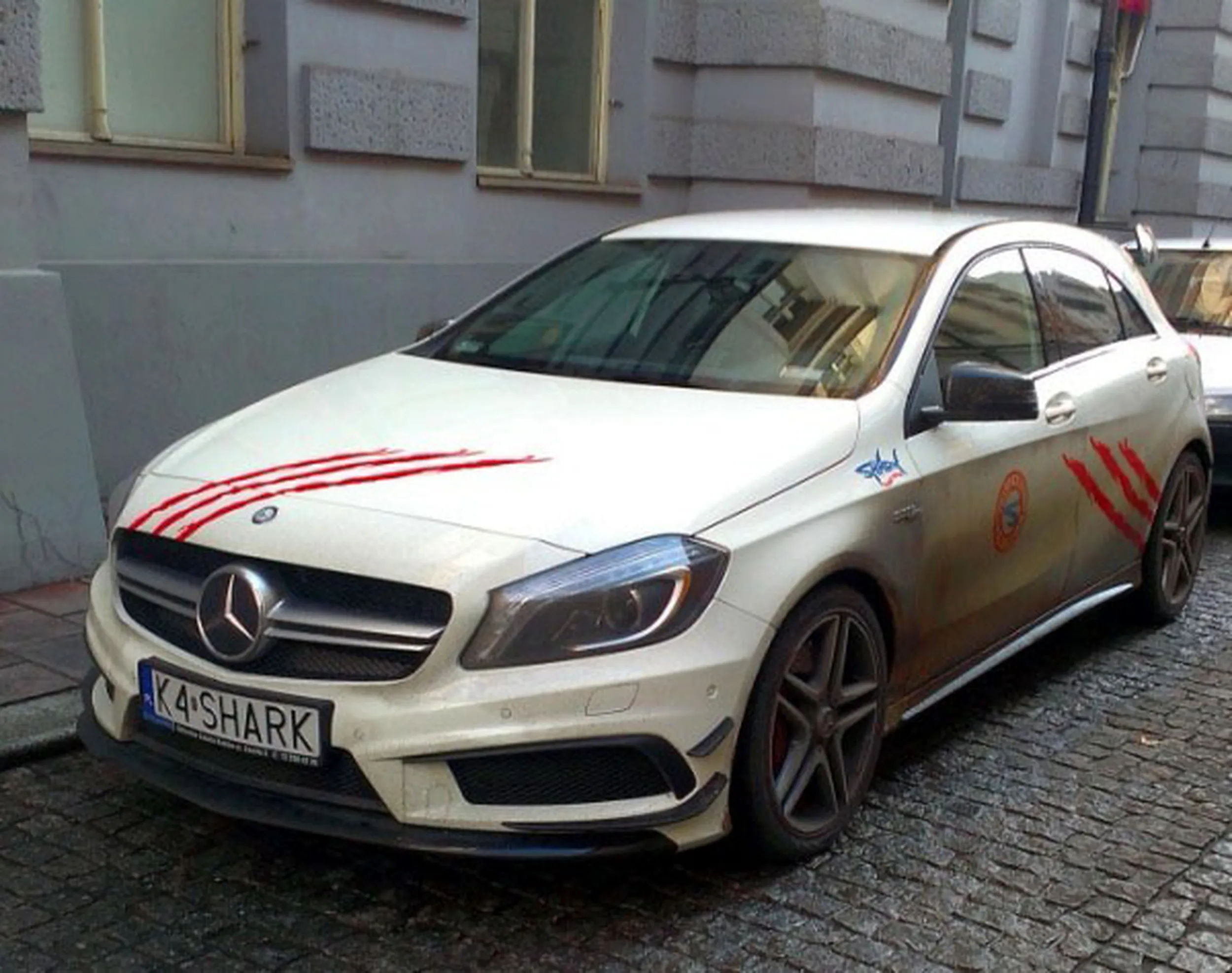 Fajny numer, blacha K4 SHARK