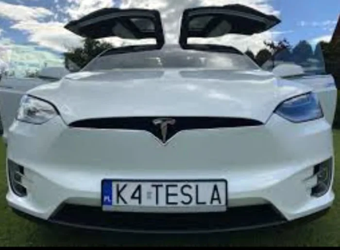 Fajny numer, blacha K4 TESLA