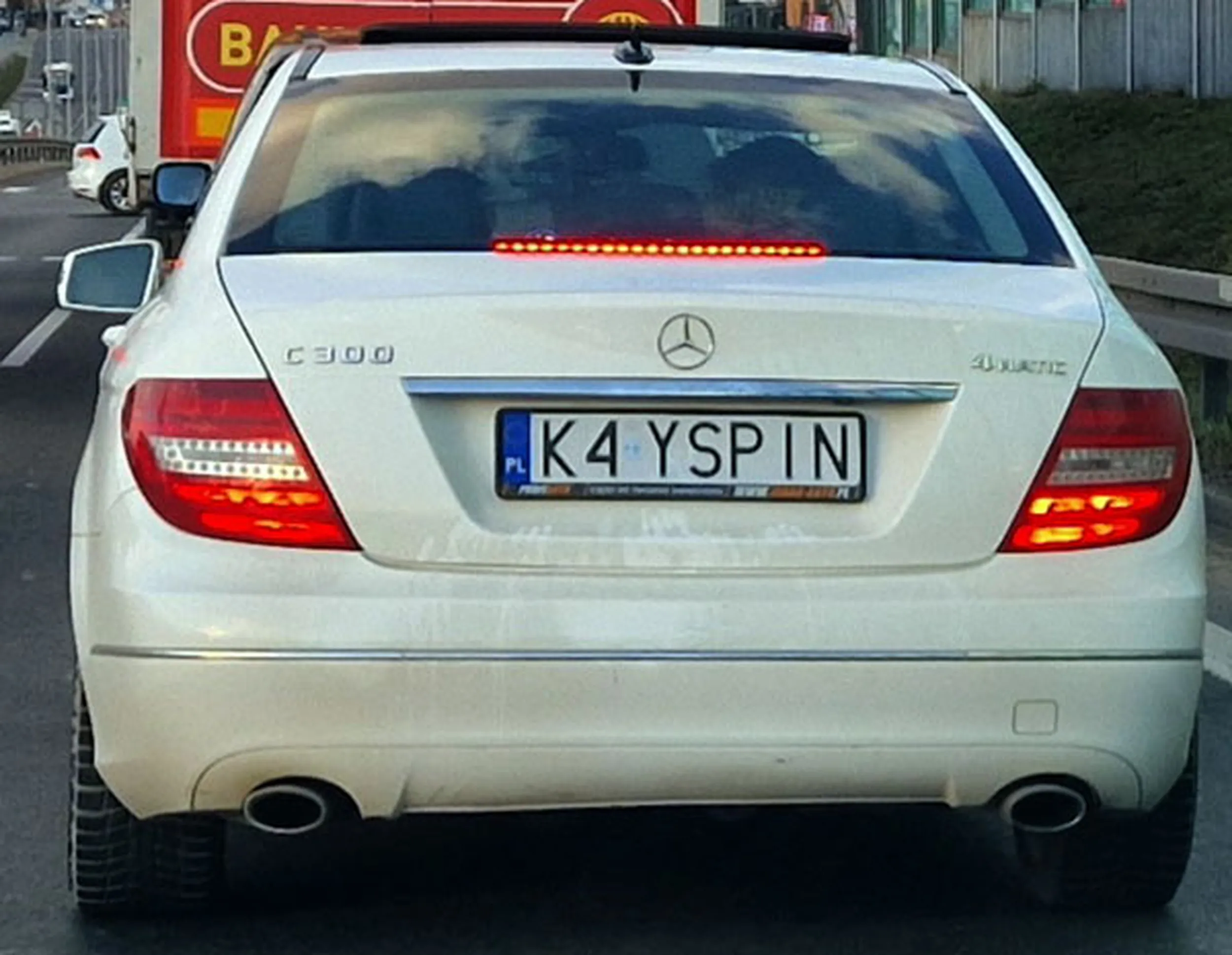 Fajny numer, blacha K4 YSPIN