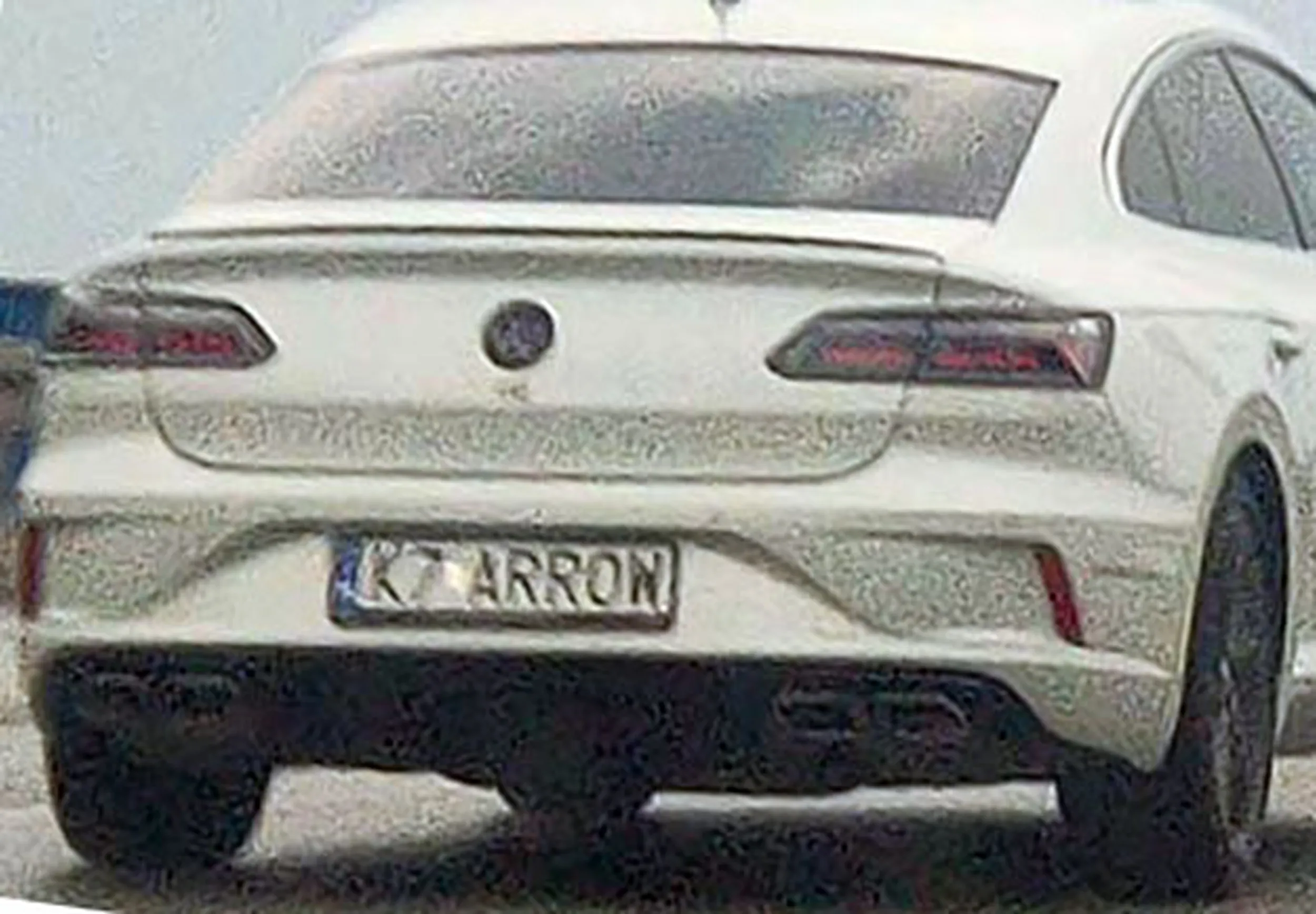 Fajny numer, blacha K7 ARROW