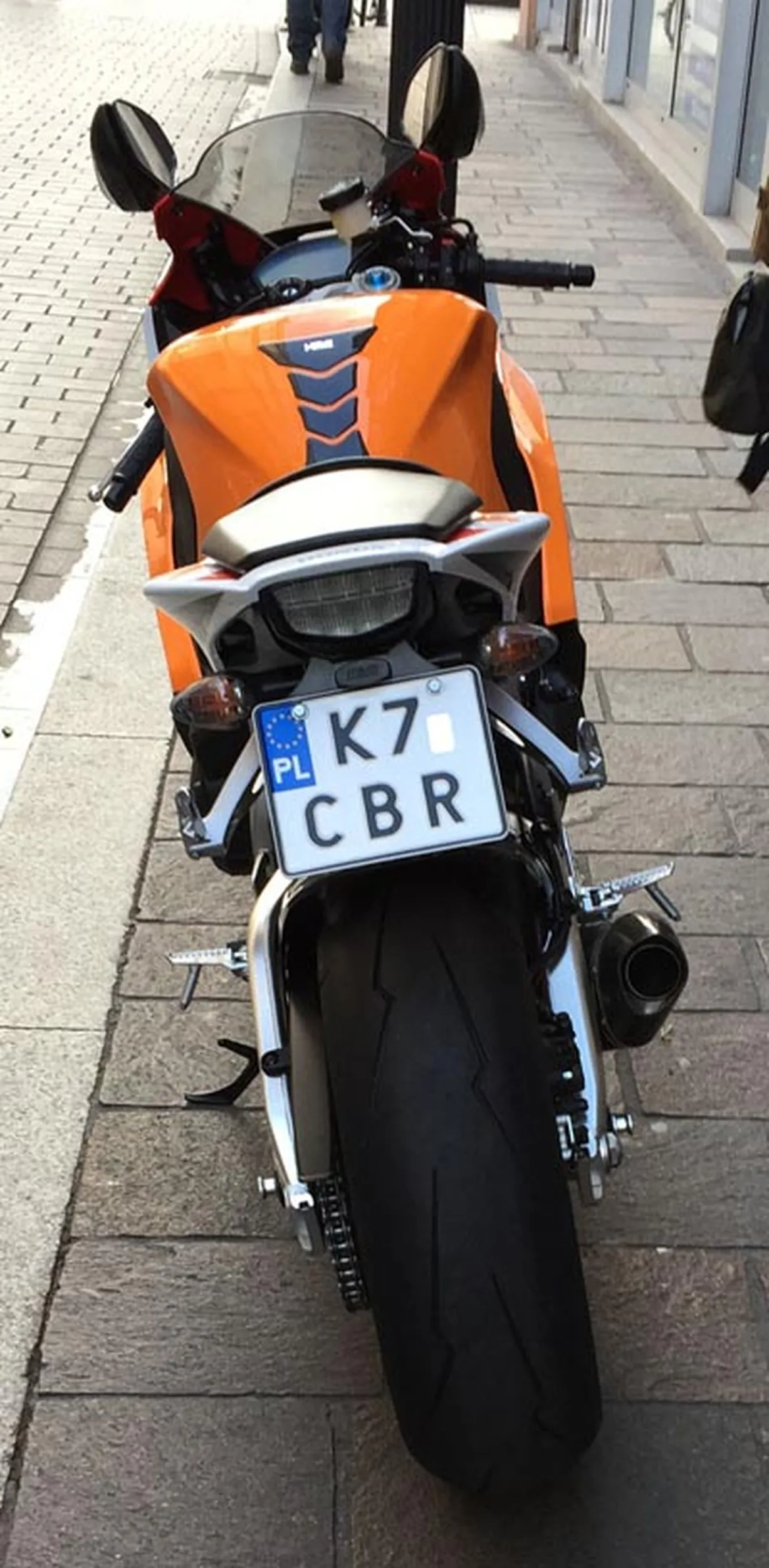 Fajny numer, blacha K7 CBR