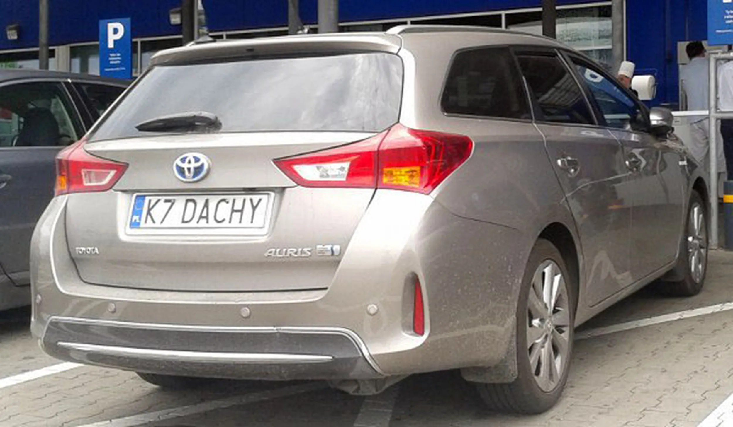 Fajny numer, blacha K7 DACHY