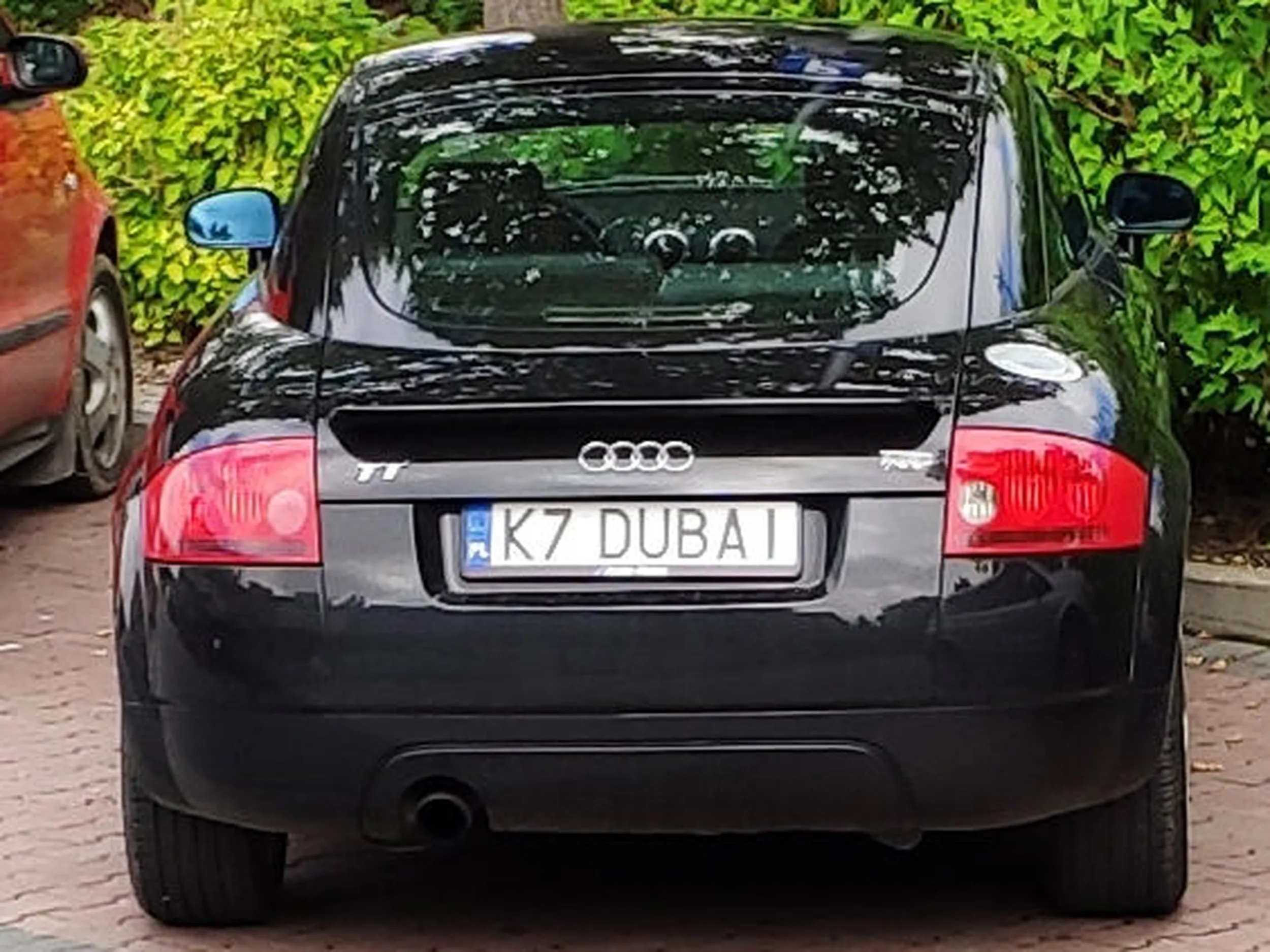 Fajny numer, blacha K7 DUBAI