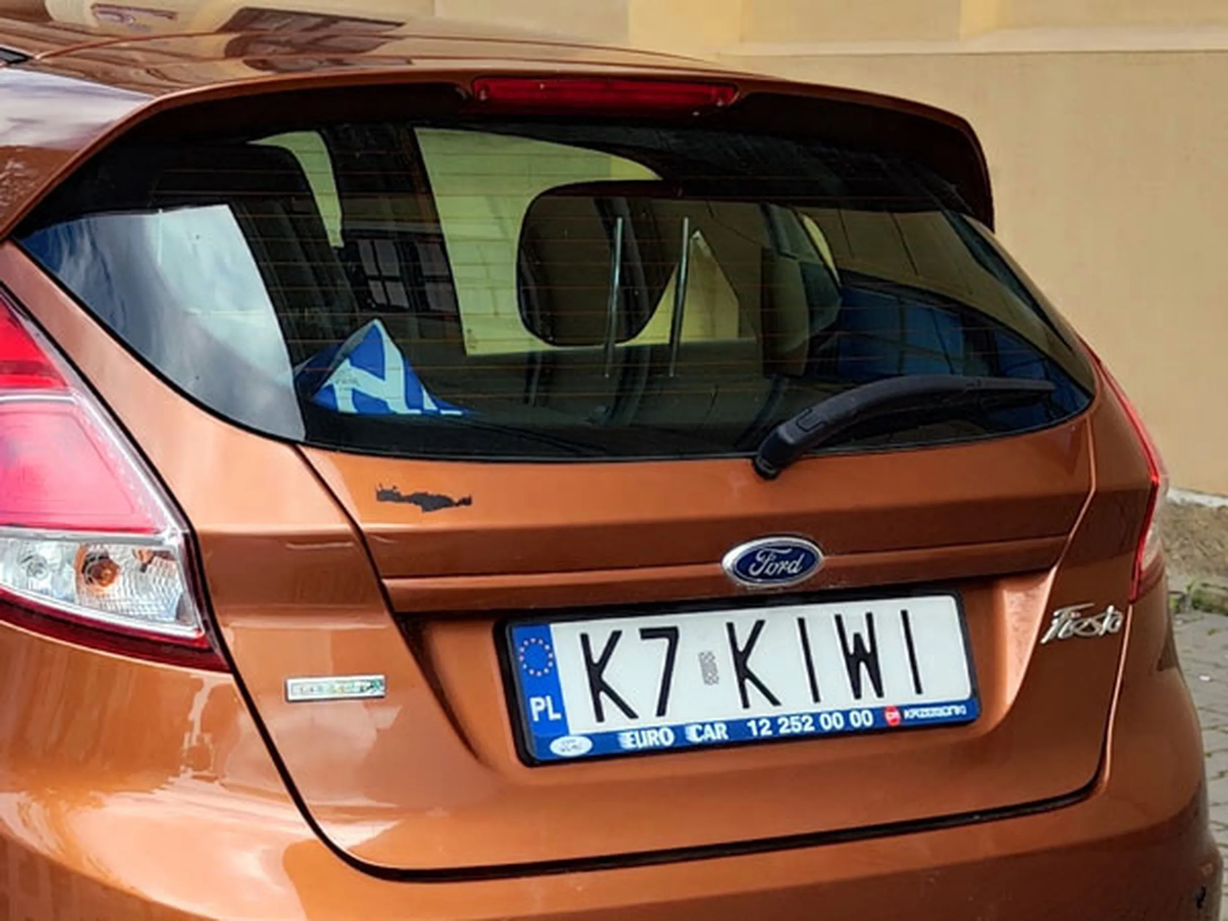 Fajny numer, blacha K7 KIWI