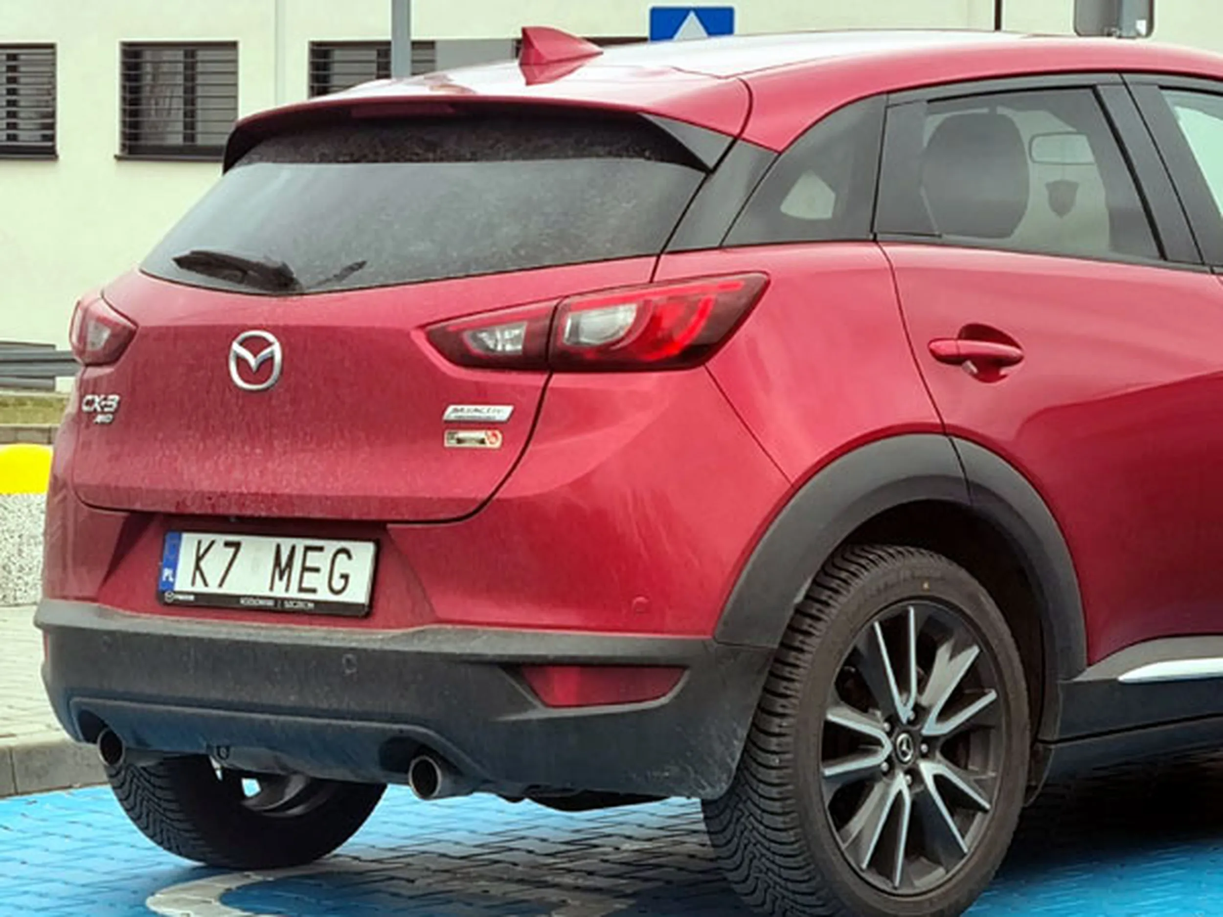 Fajny numer, blacha K7 MEG