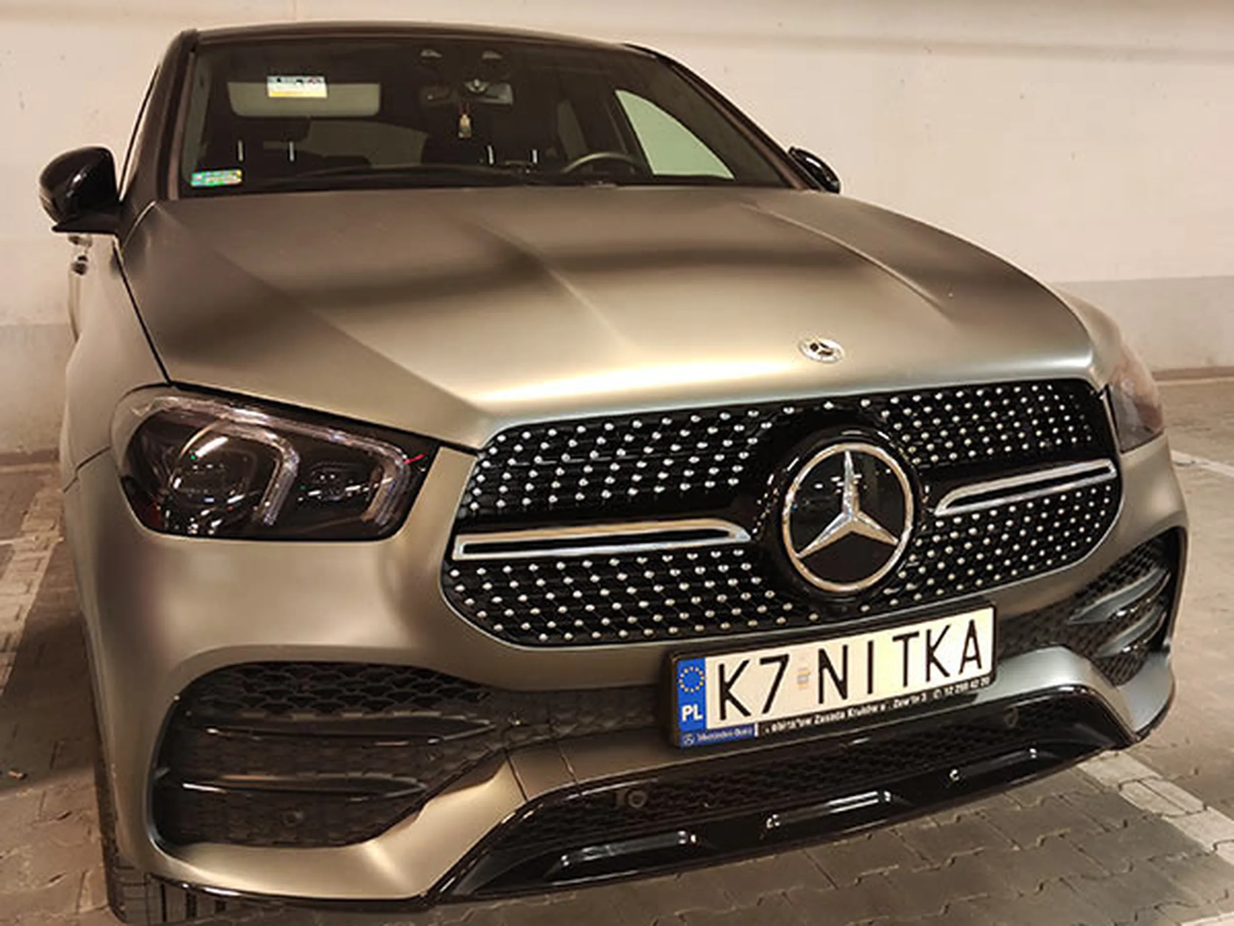 Fajny numer, blacha K7 NITKA
