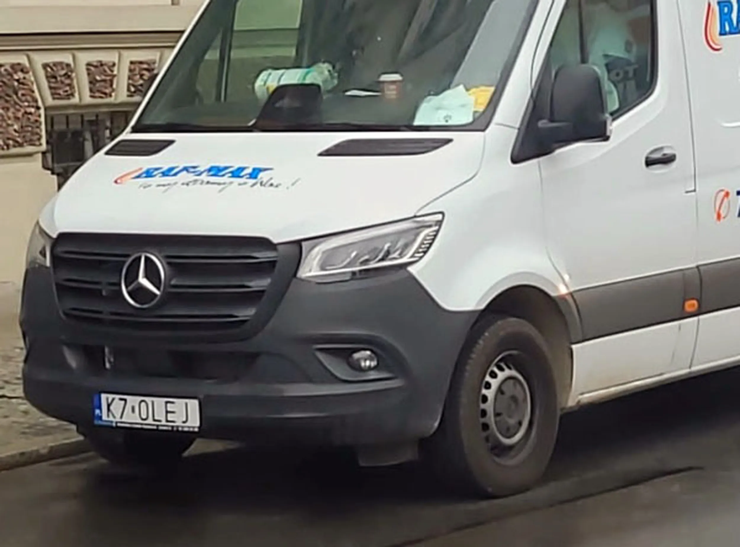 Fajny numer, blacha K7 OLEJ