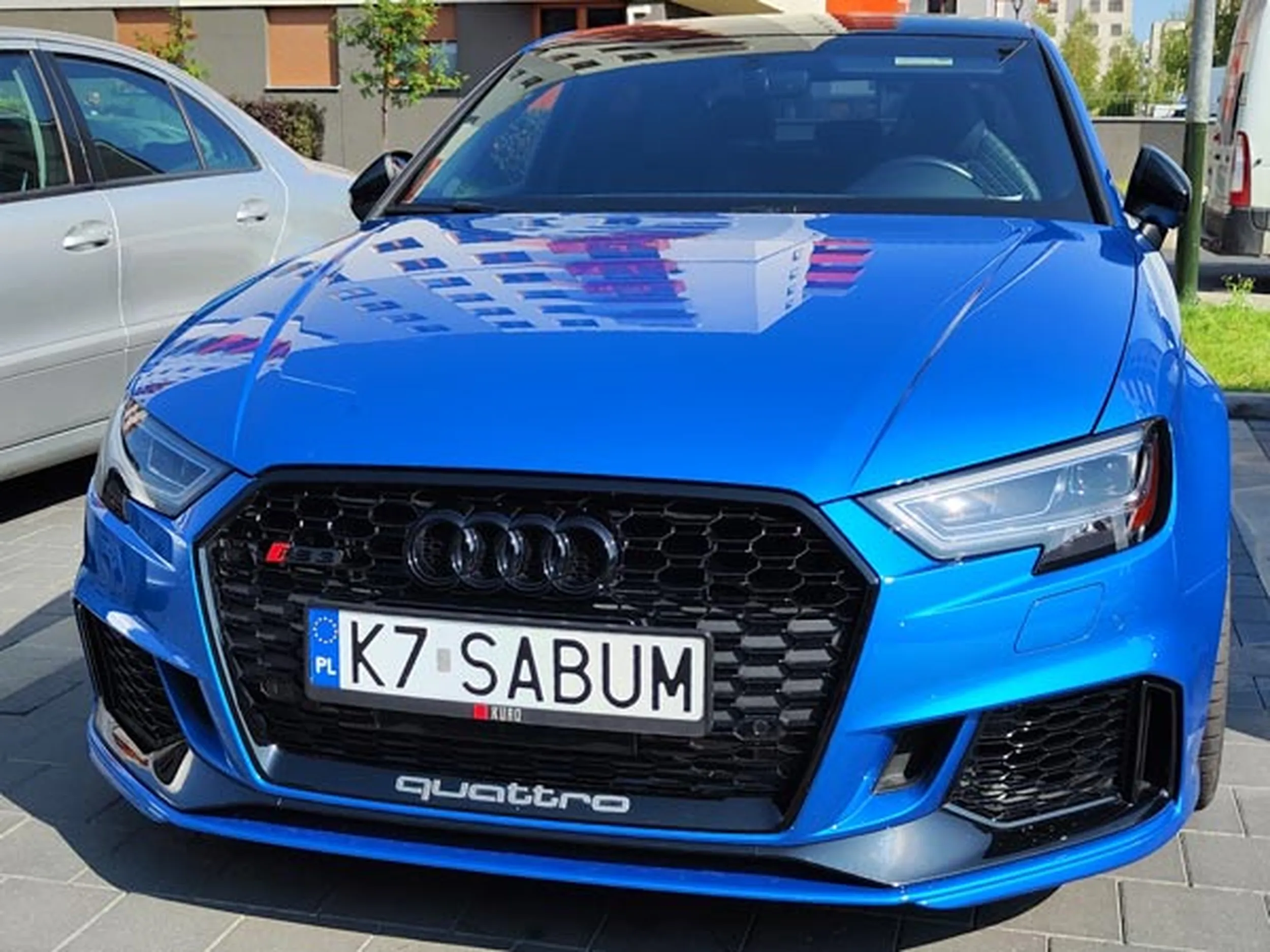 Fajny numer, blacha K7 SABUM