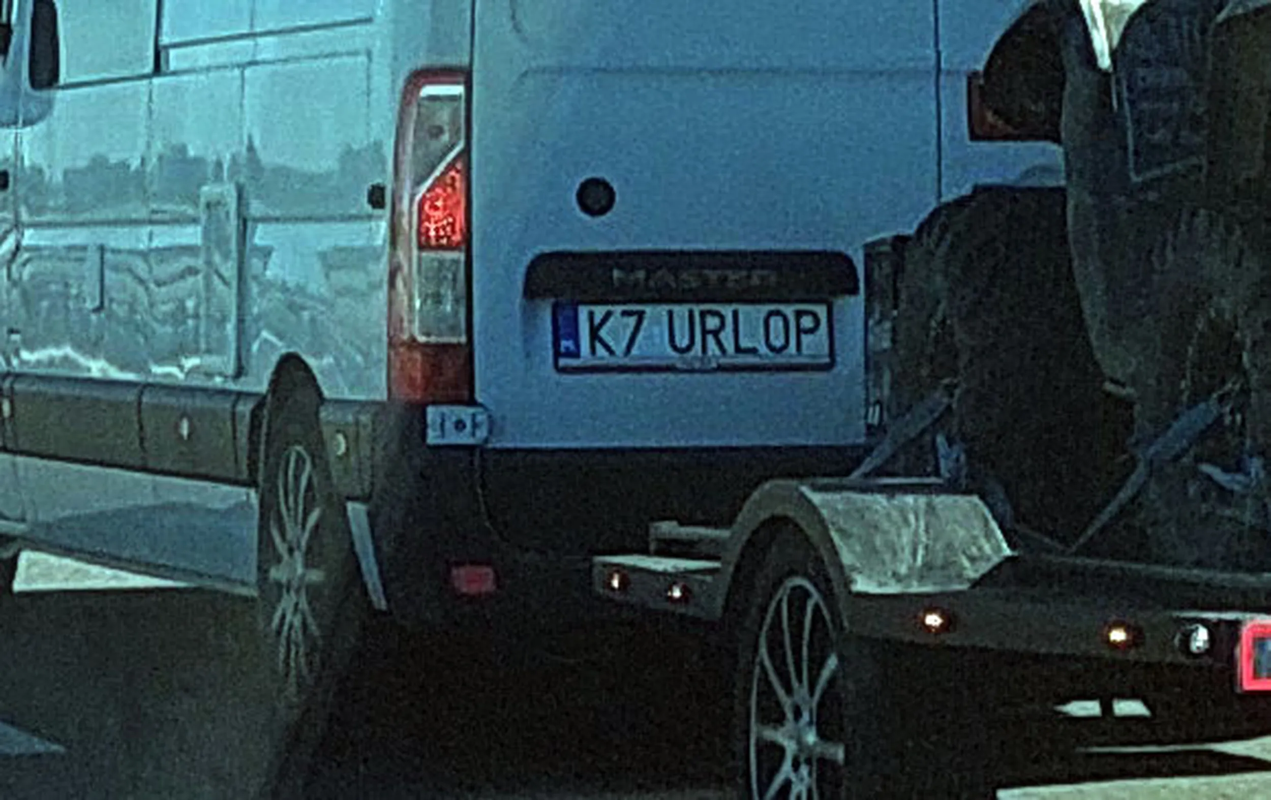 Fajny numer, blacha K7 URLOP