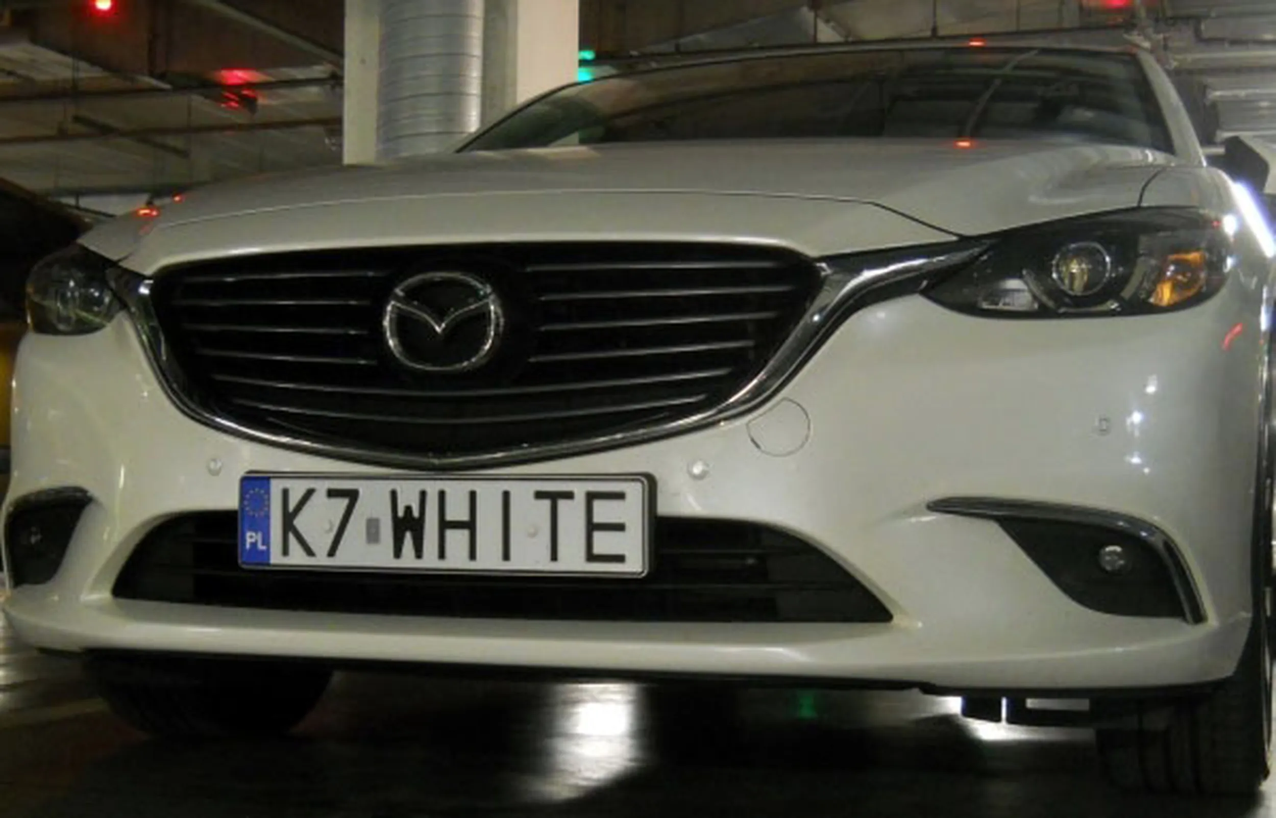 Fajny numer, blacha K7 WHITE